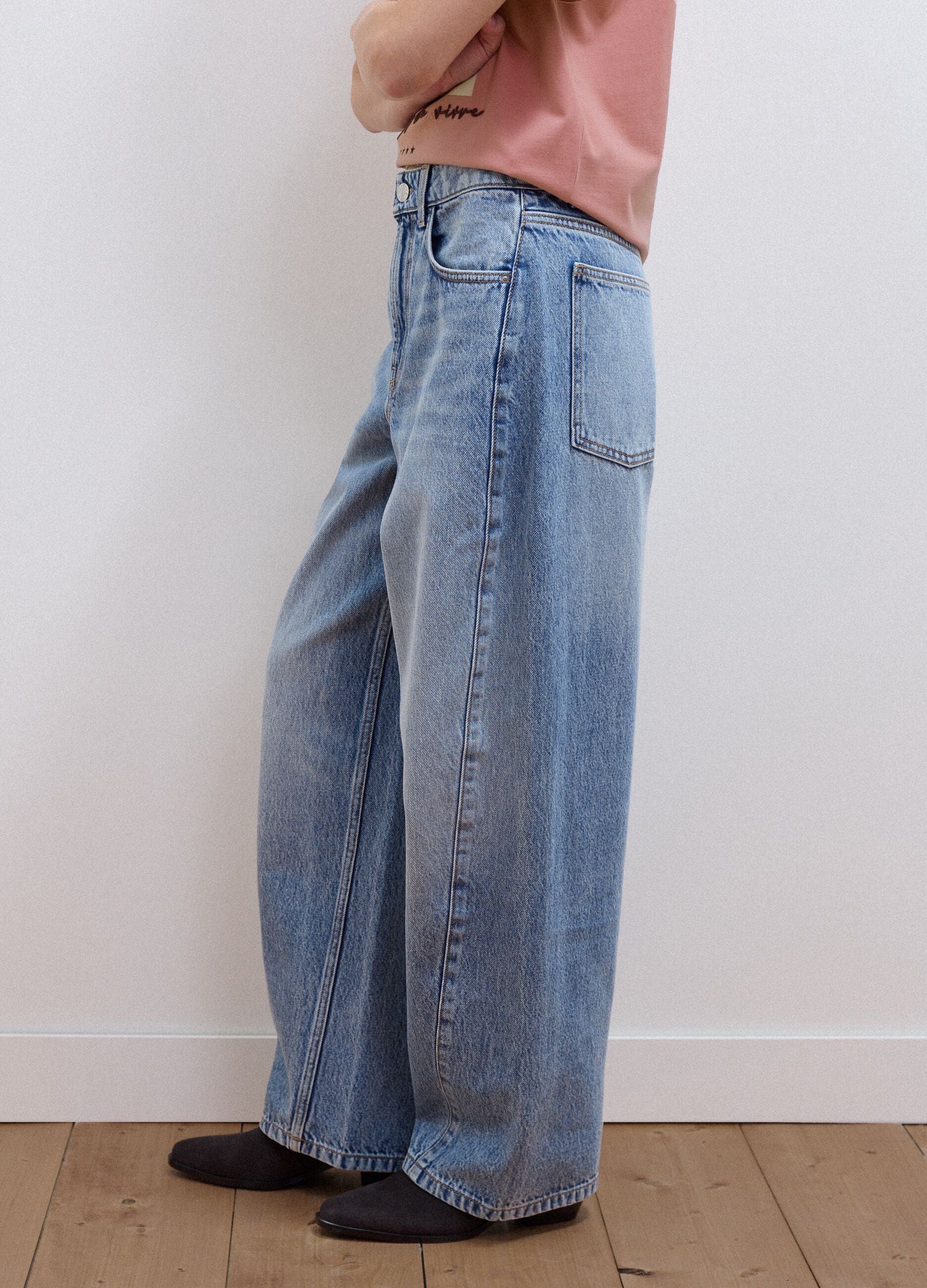 Light Blue Balloon-Fit Jeans in Pure Cotton