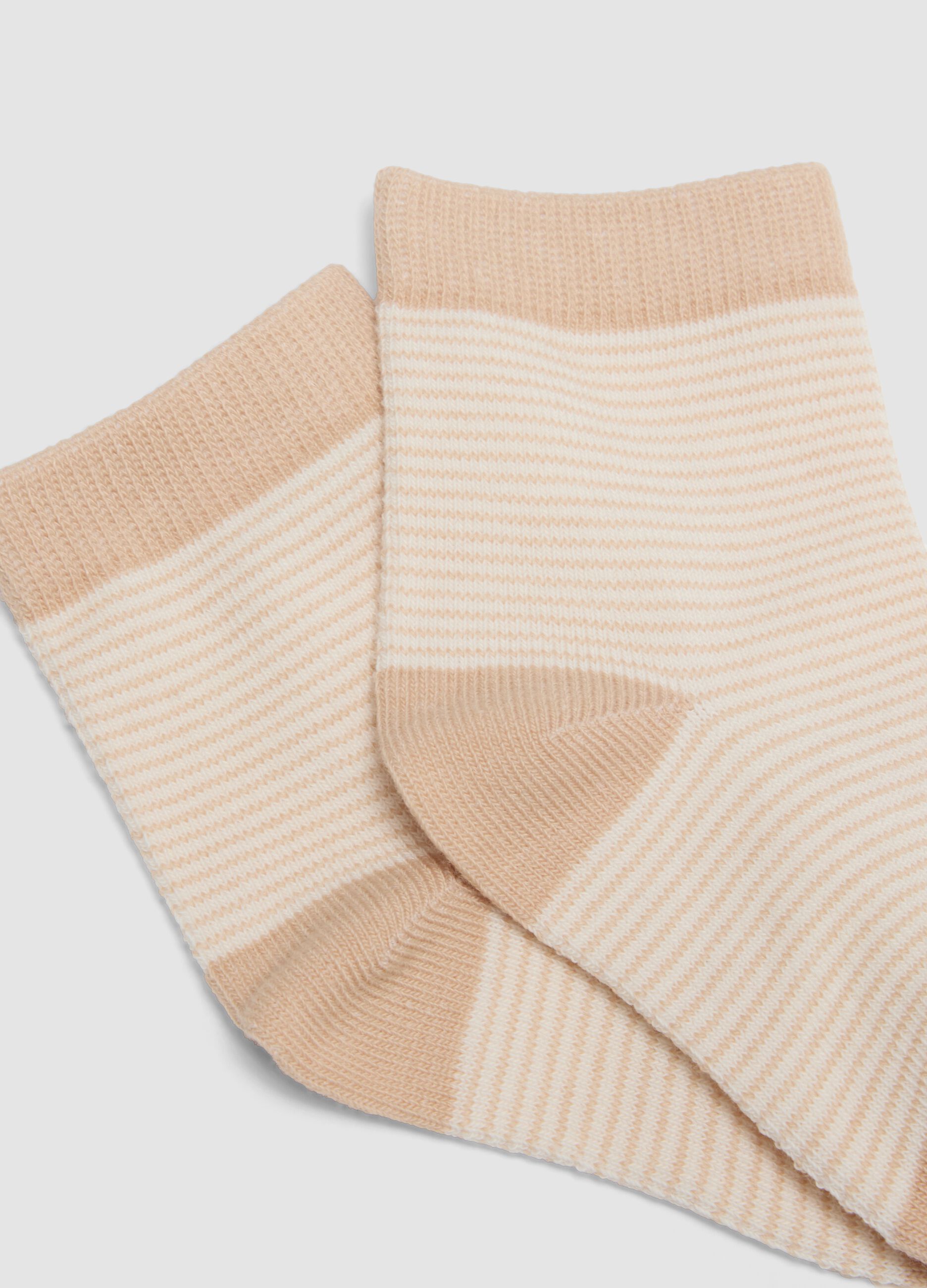 3-pack of beige socks in organic stretch cotton