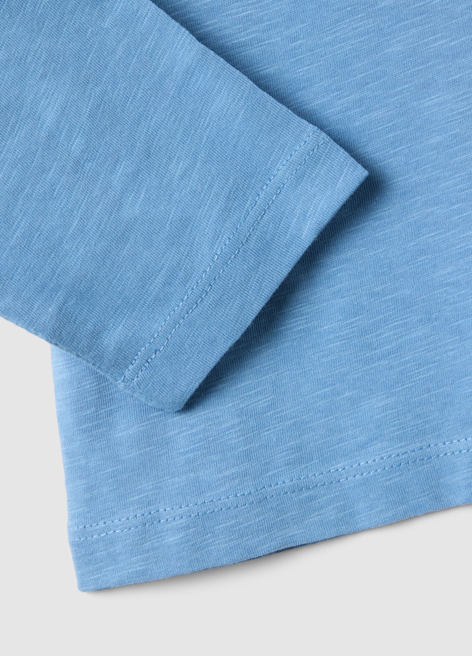 Boys&rsquo; light blue pure cotton T-shirt with chest pocket, oversized fit