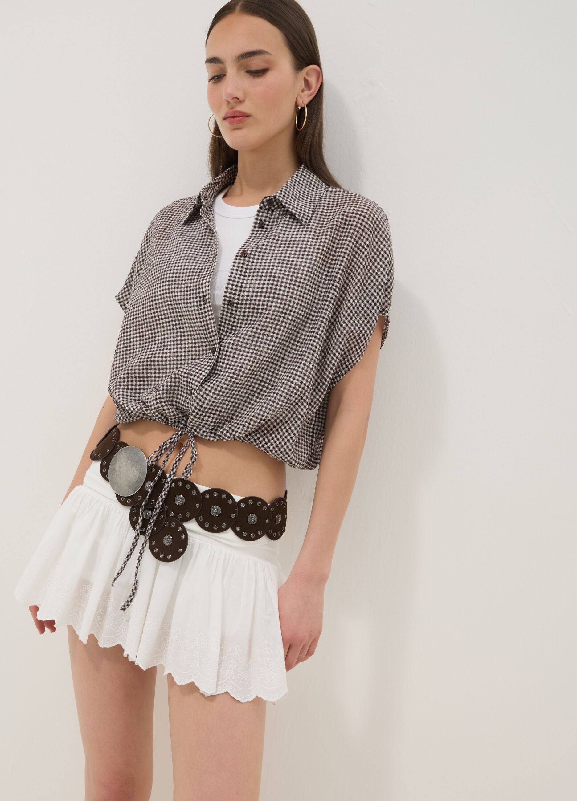 White mini skirt in pure cotton
