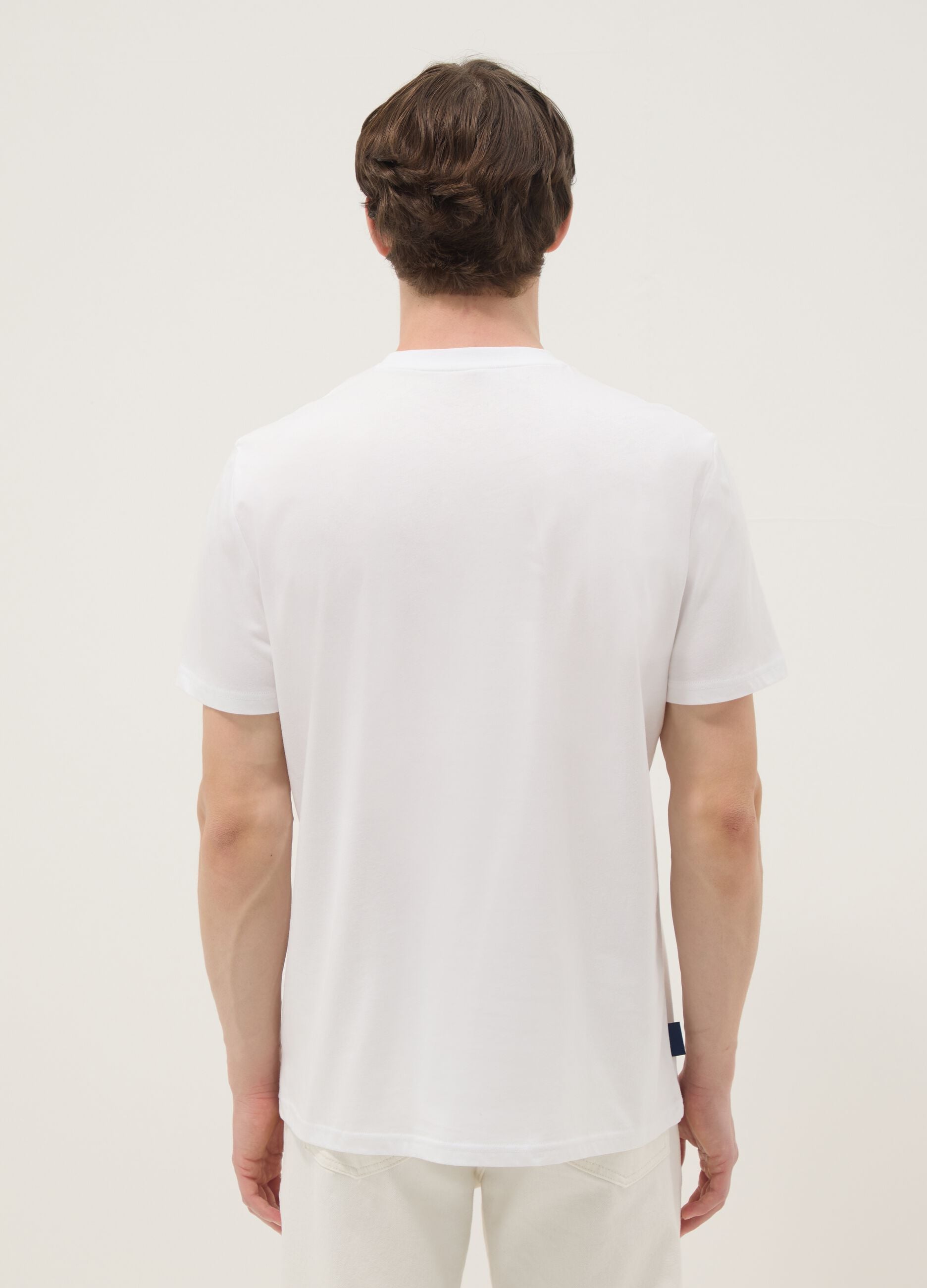 White pure cotton T-shirt with front print, regular fit
