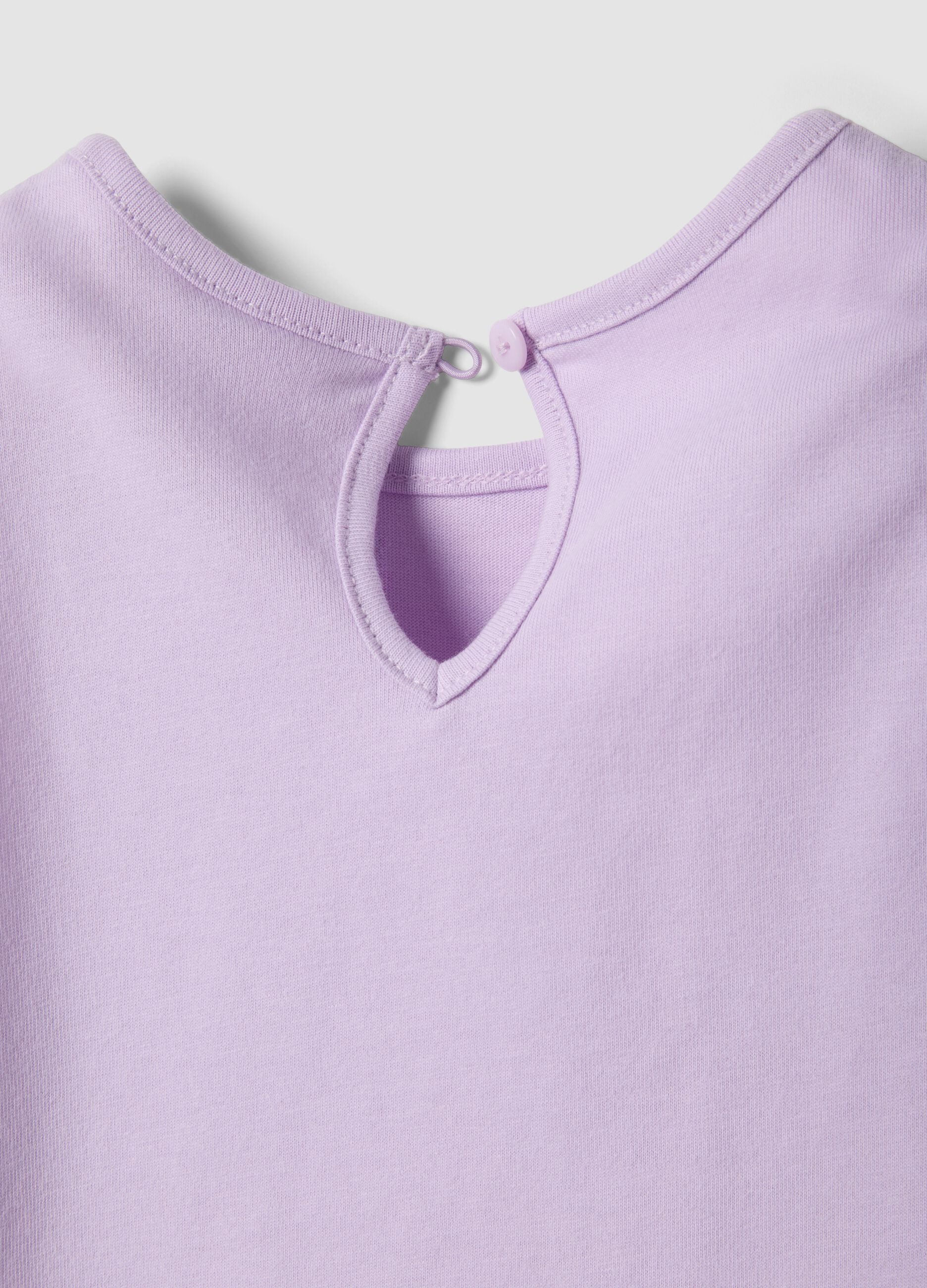 Purple organic cotton girls&rsquo; tank top with print and ruffles