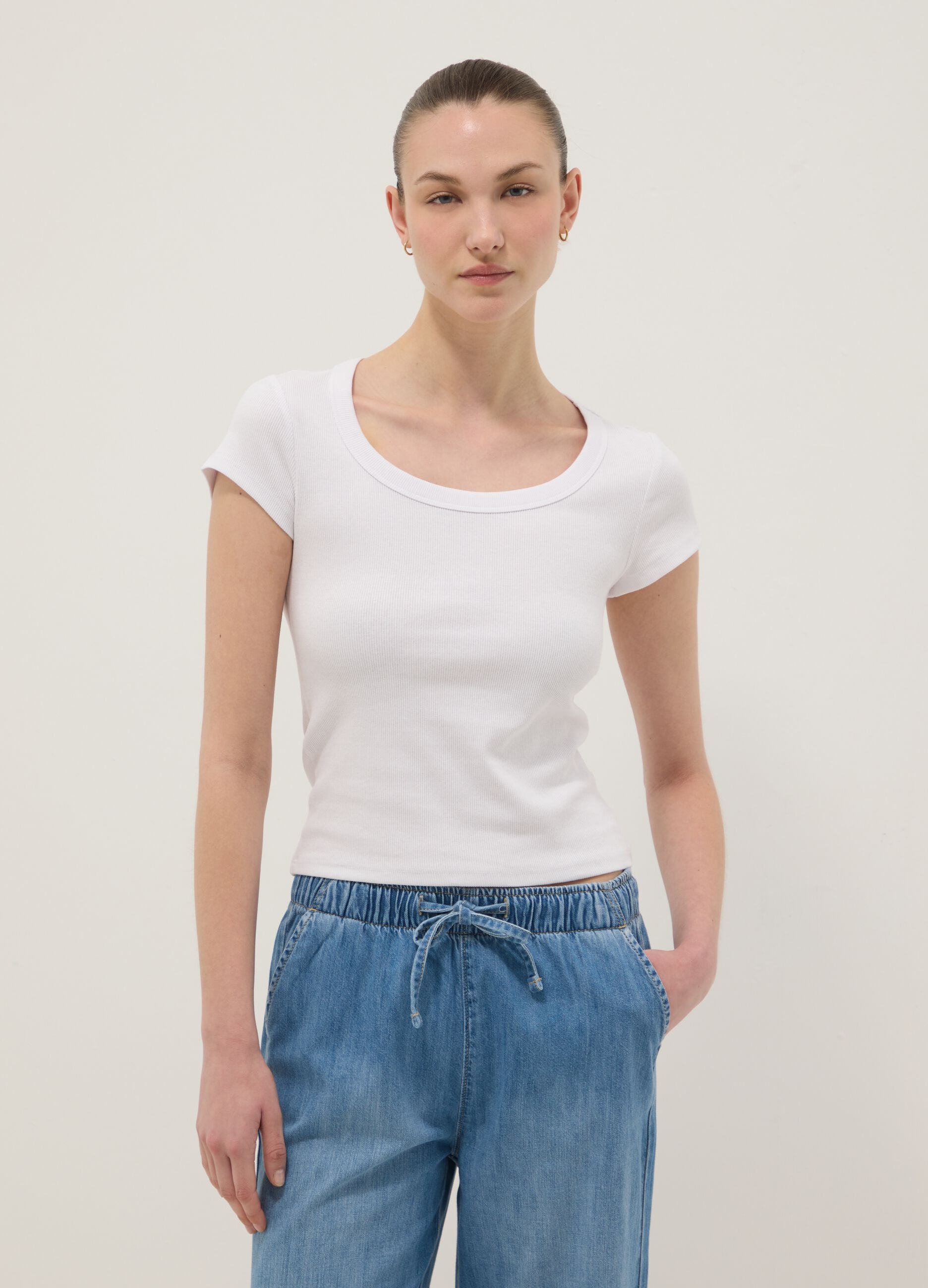 White stretch cotton fitted short sleeve T-shirt