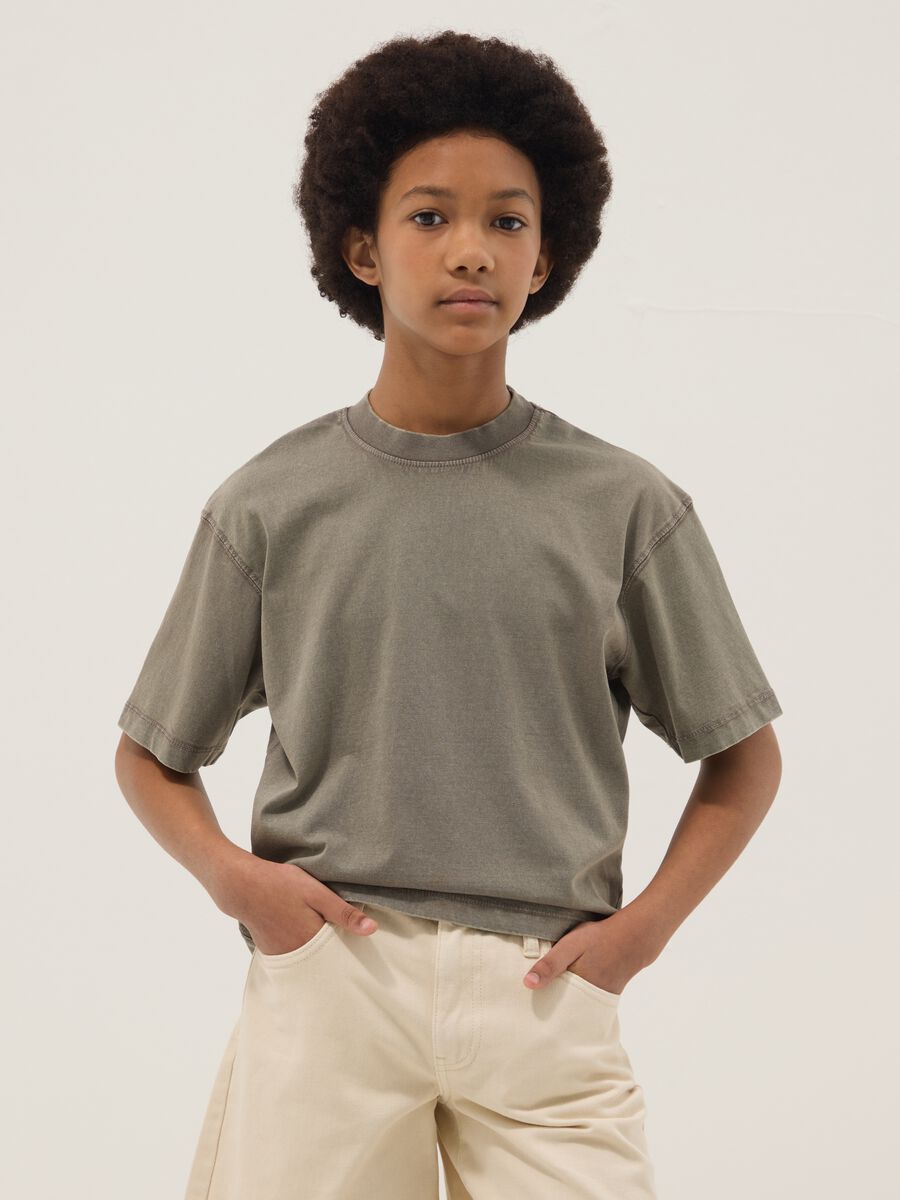 T-shirt in puro cotone verde da ragazza oversize fit_0