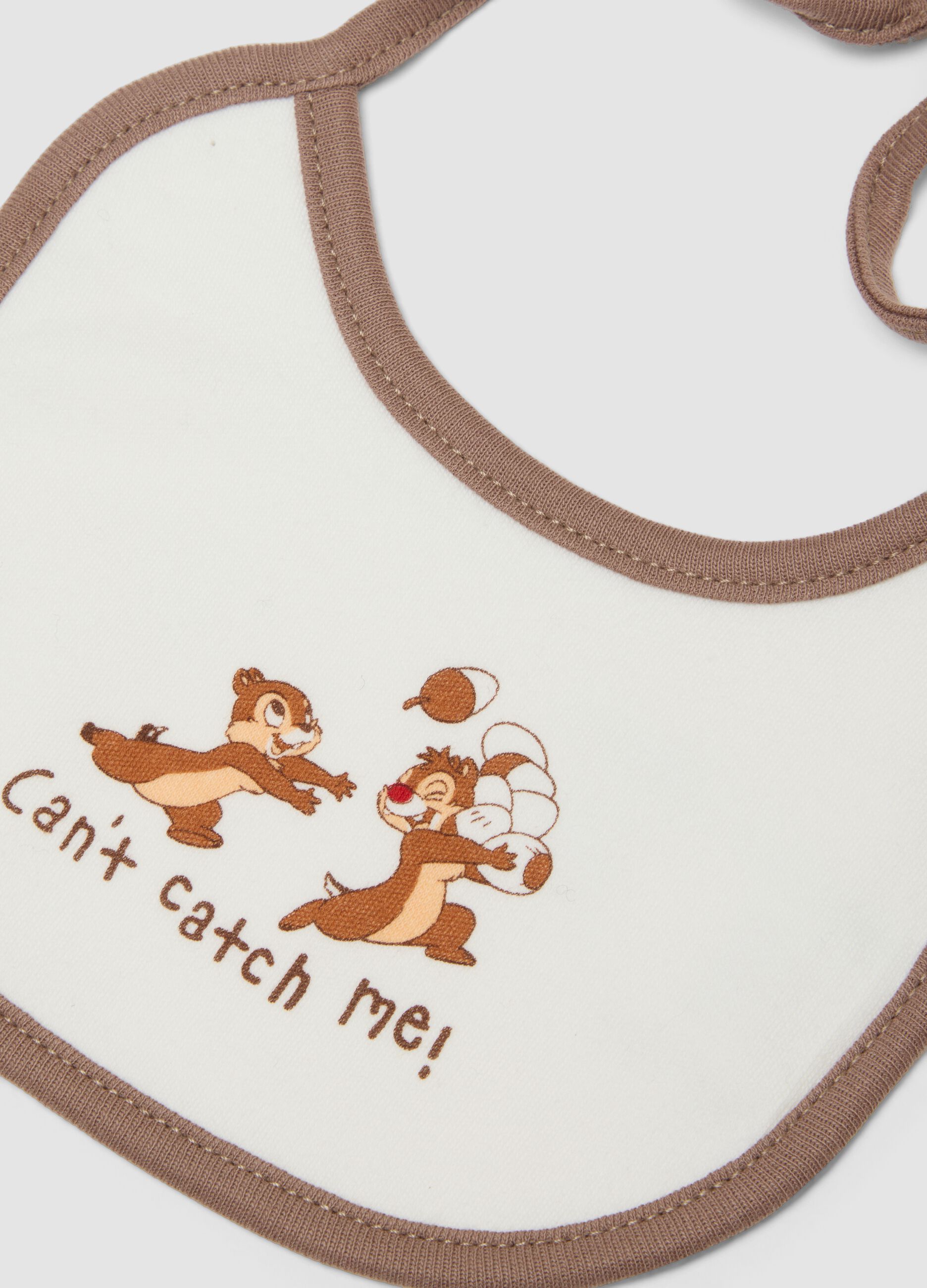 2-pack of organic cotton bibs with Chip and Dale print