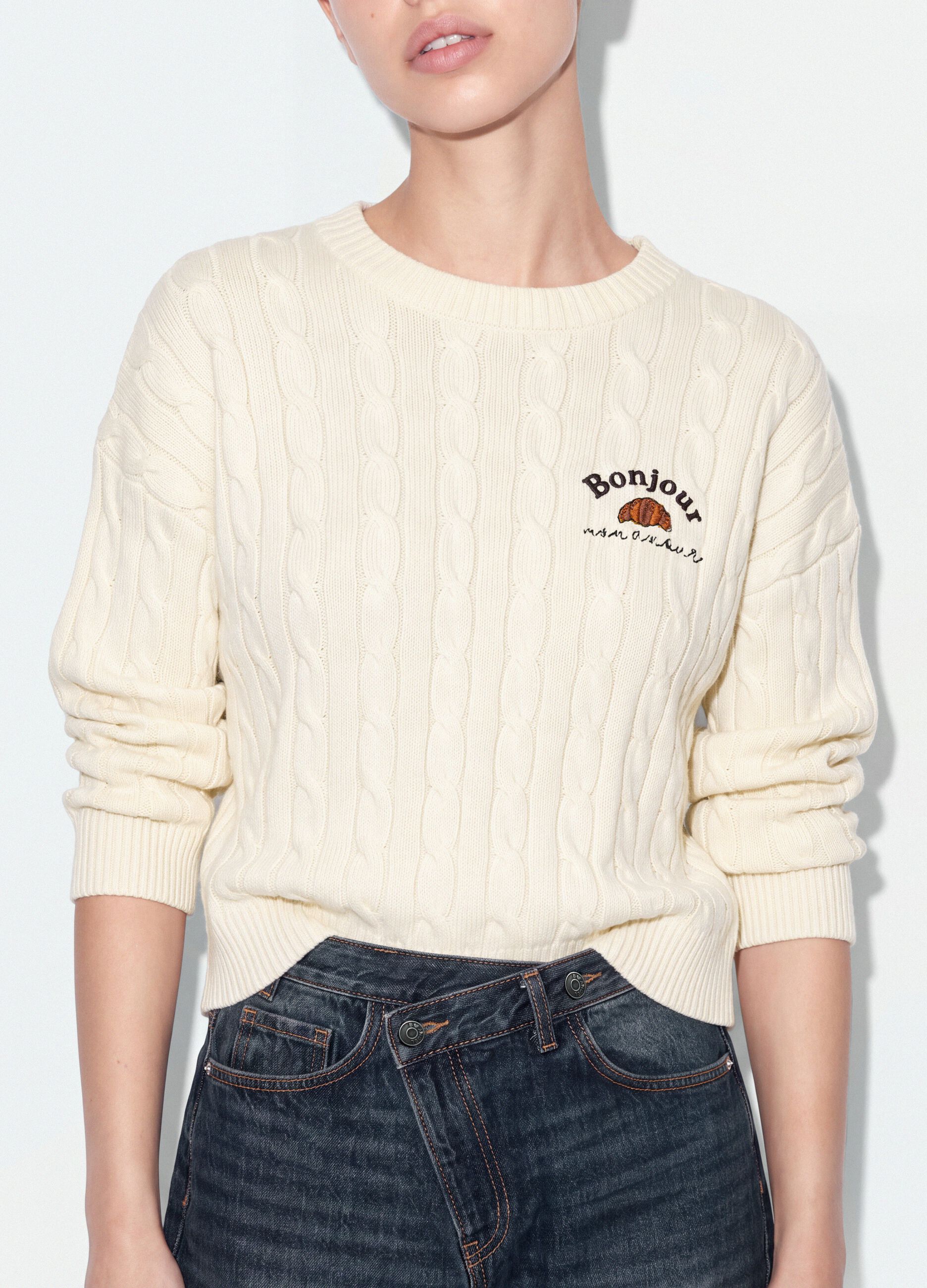 White pure cotton cable-knit jumper with croissant embroidery