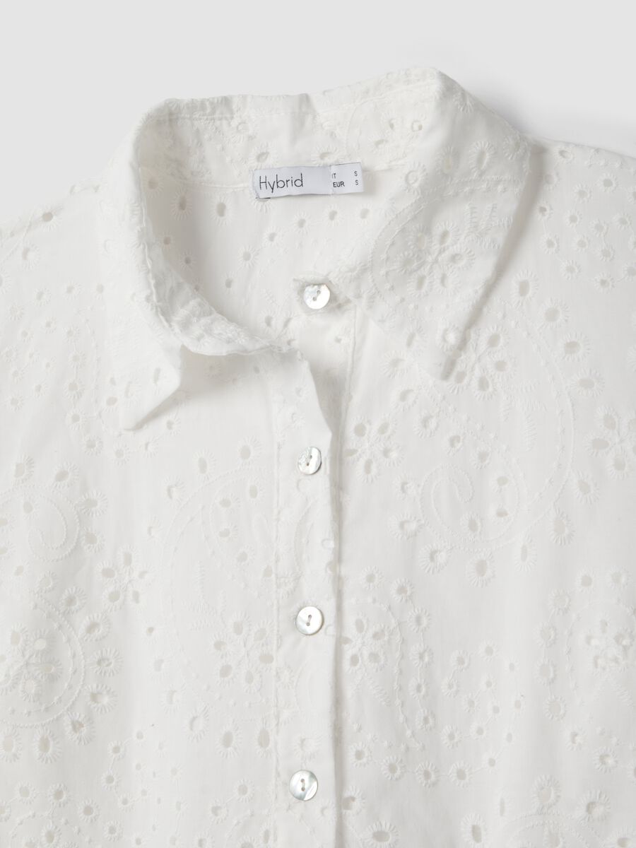 White midi broderie cotton dress with braided belt_5