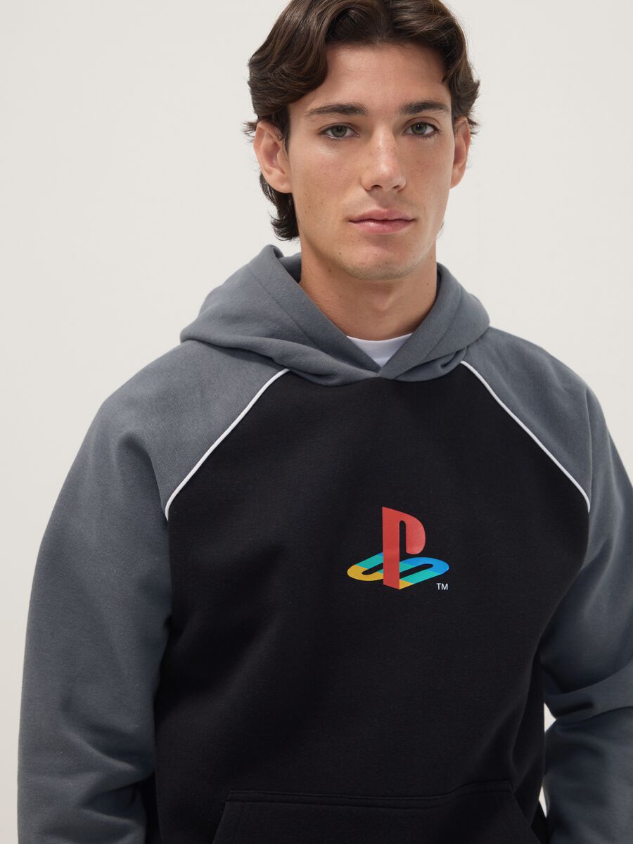 Black cotton-blend hoodie with PlayStation print_2