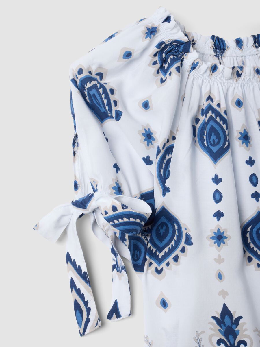 White pure-viscose short-sleeve blouse with paisley print_5