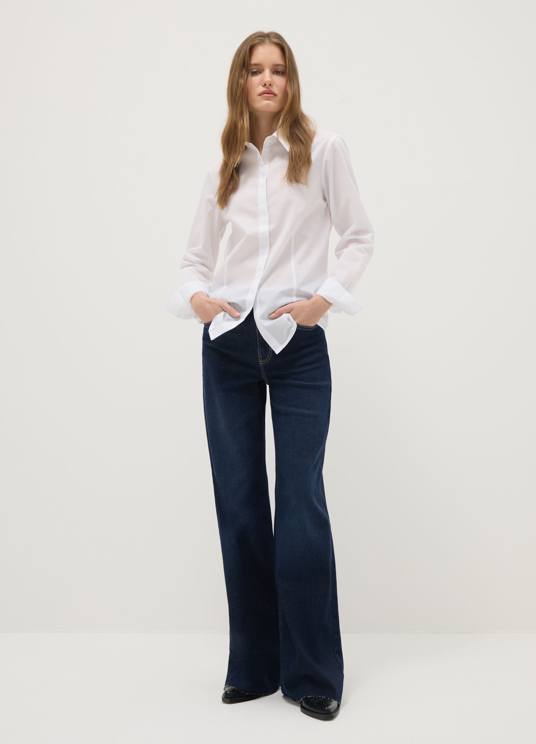 White slim fit cotton blend shirt with classic collar and buttons