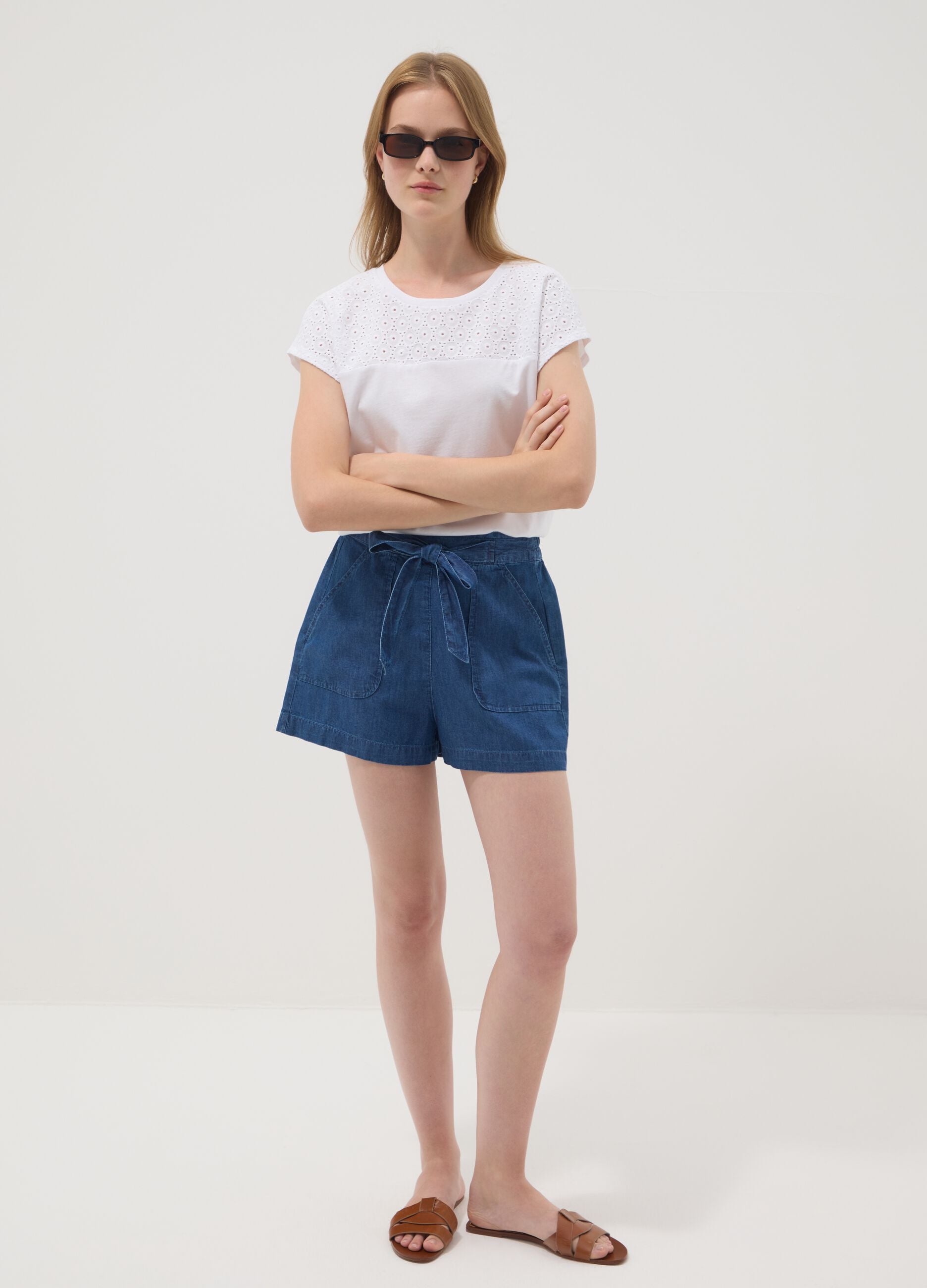 White pure cotton T-shirt with broderie anglaise detail, regular fit
