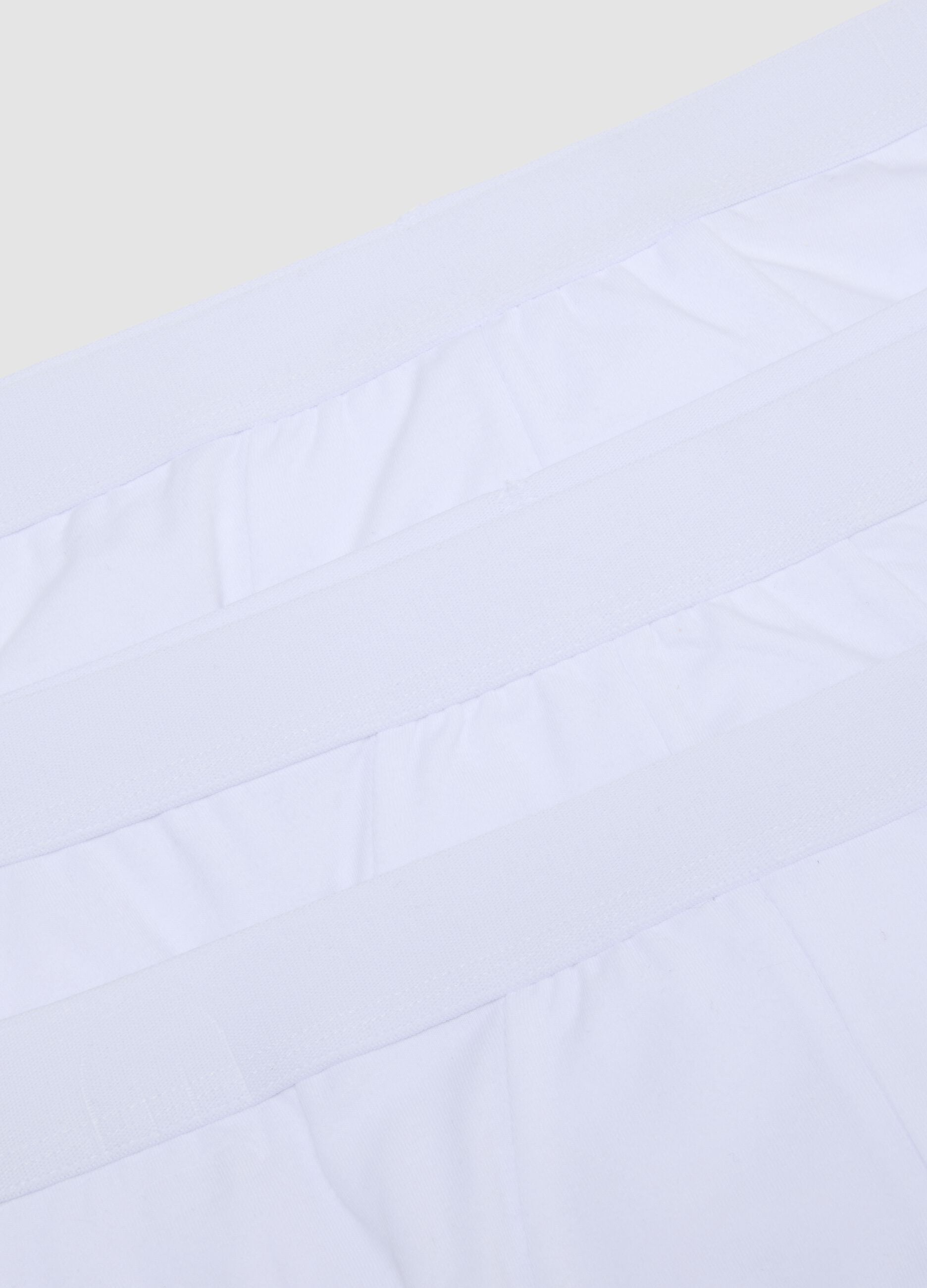 3-pack of white organic cotton briefs