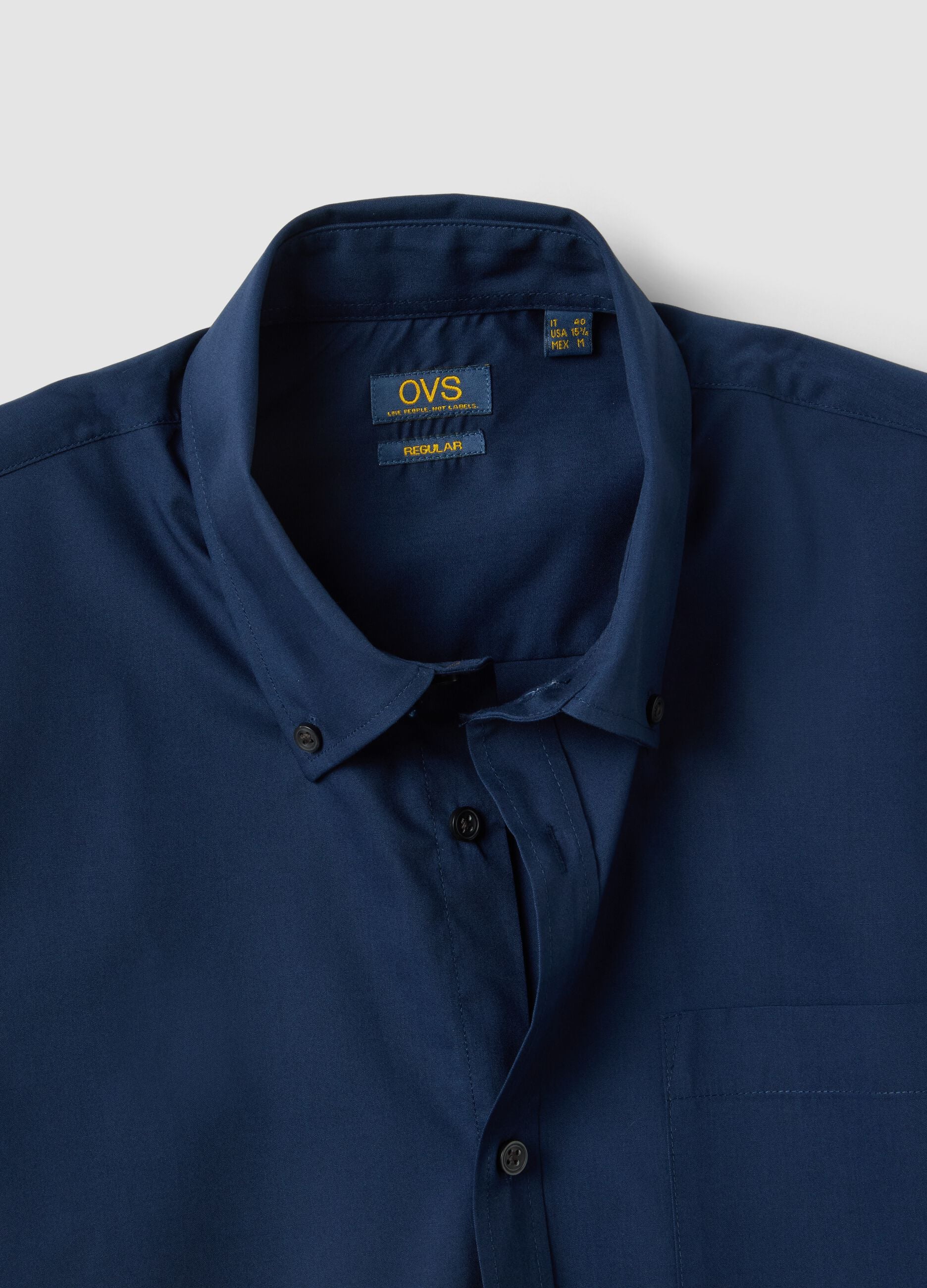 Blue regular-fit shirt with button-down collar, easy-iron