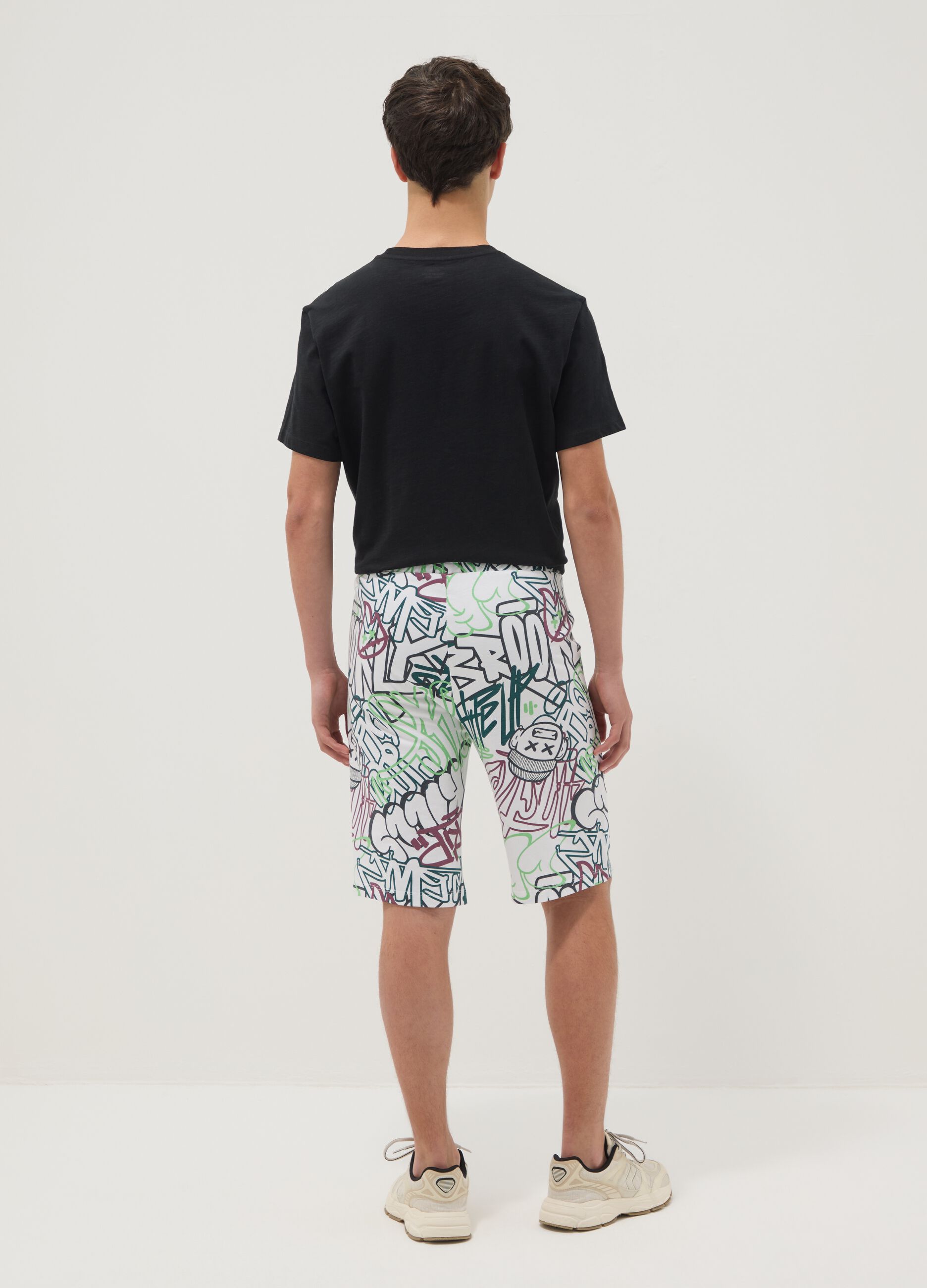 Multicolour pure cotton shorts for boys, regular fit