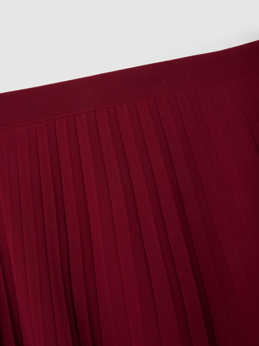 Regular fit red pleated long skirt_5