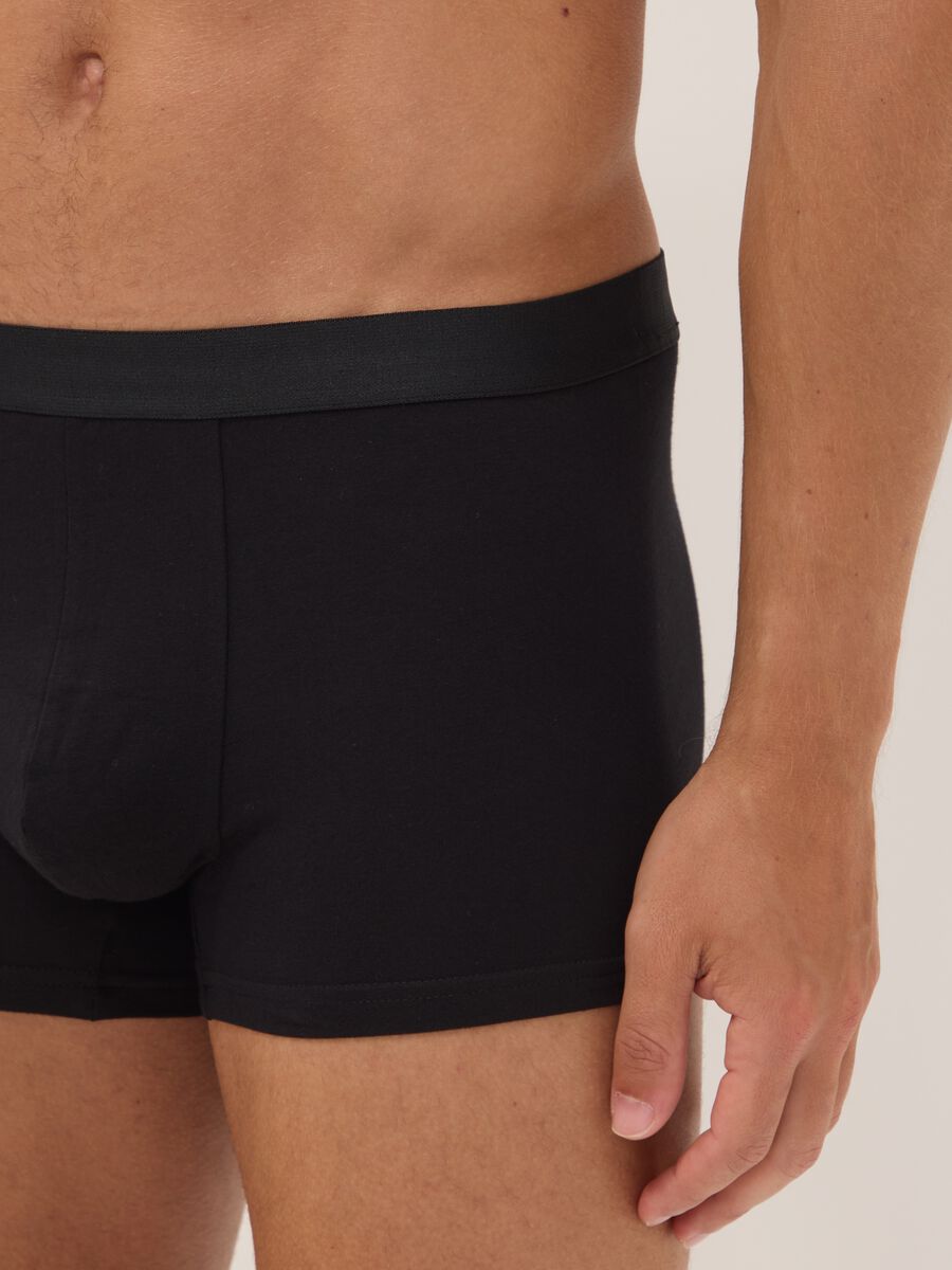 Multipack di cinque boxer neri in cotone organico elasticizzato_3