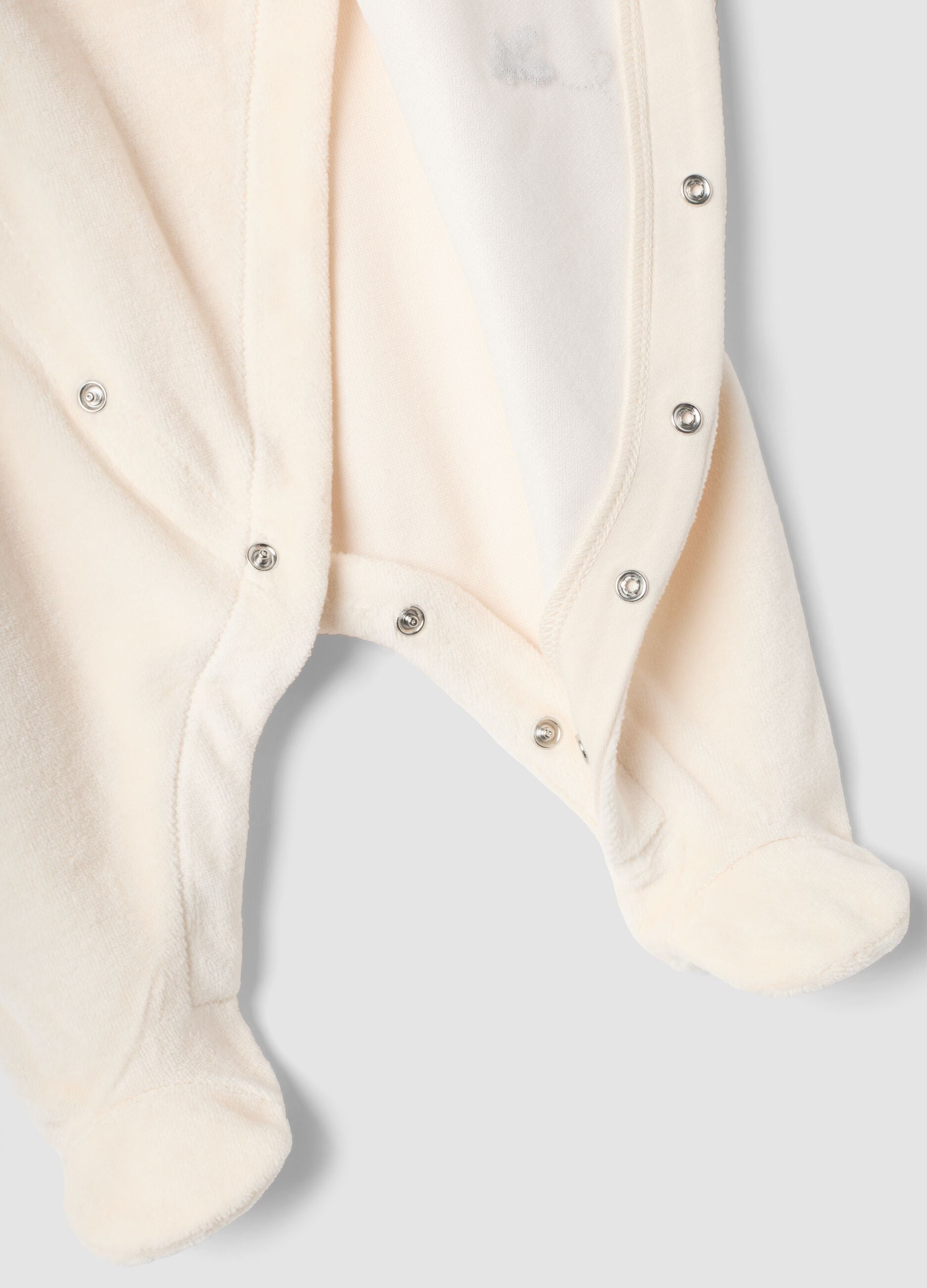 Beige organic cotton-blend all-in-one baby sleepsuit with Mickey embroidery