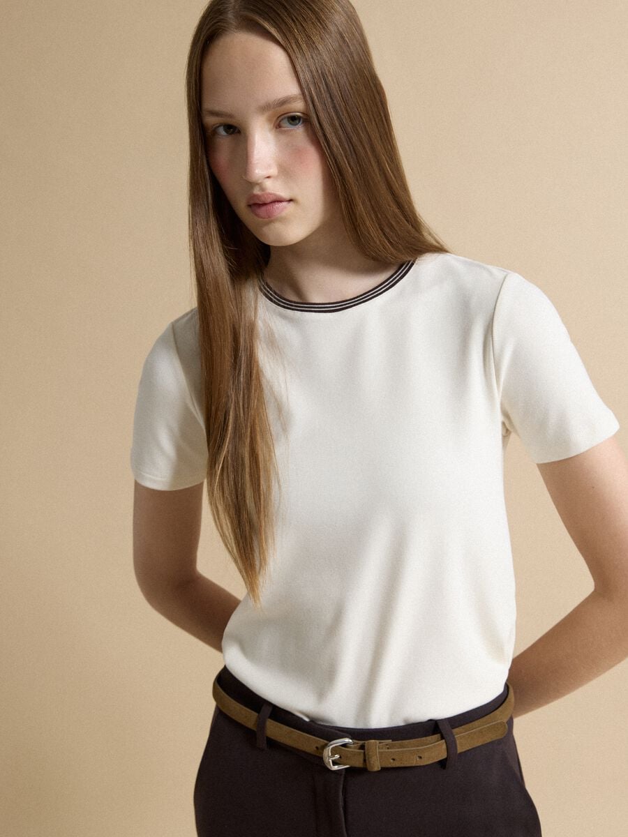 T-shirt beige in viscosa elasticizzata girocollo_0
