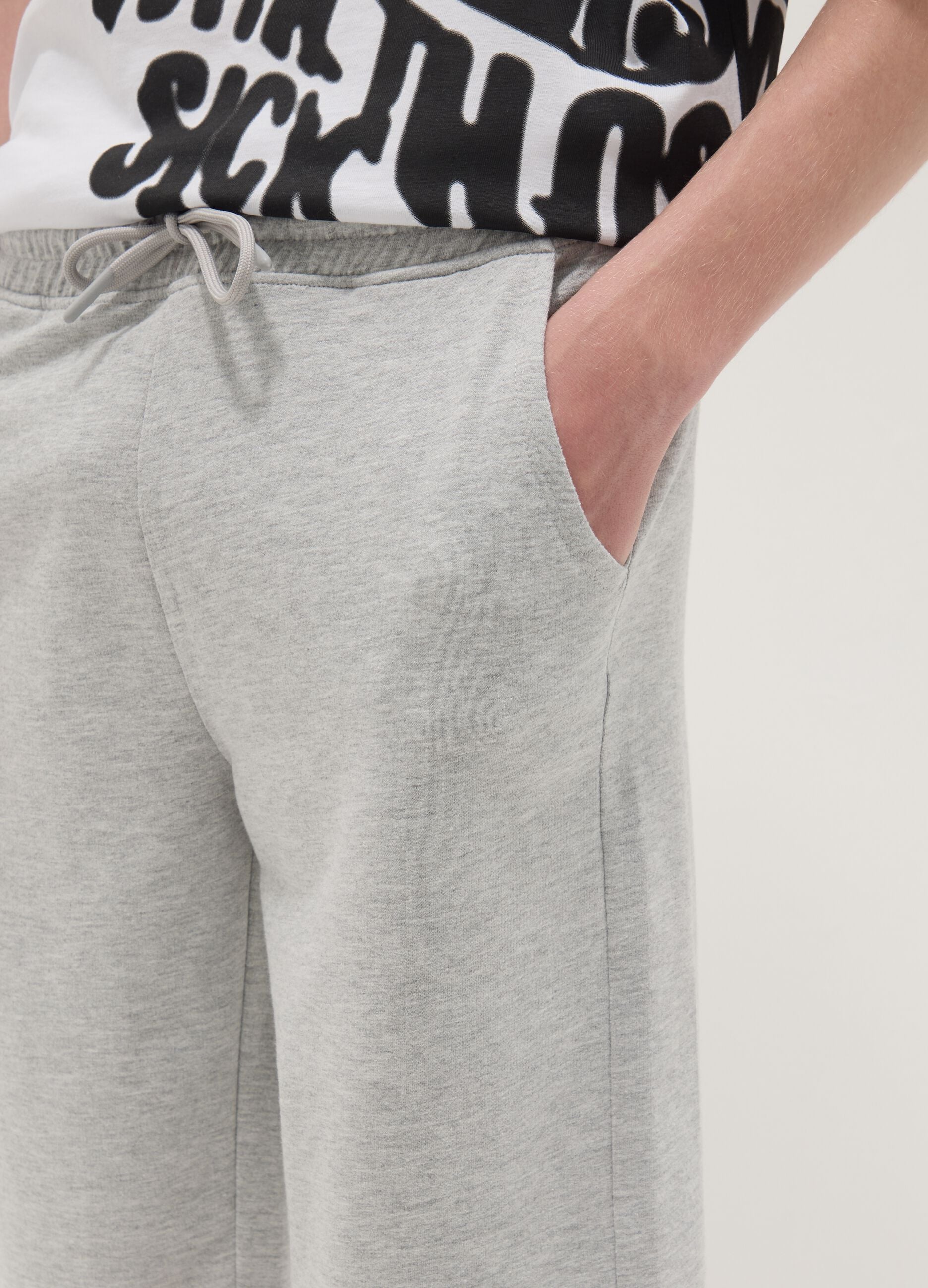 Boys&rsquo; grey cotton-blend comfort-fit shorts