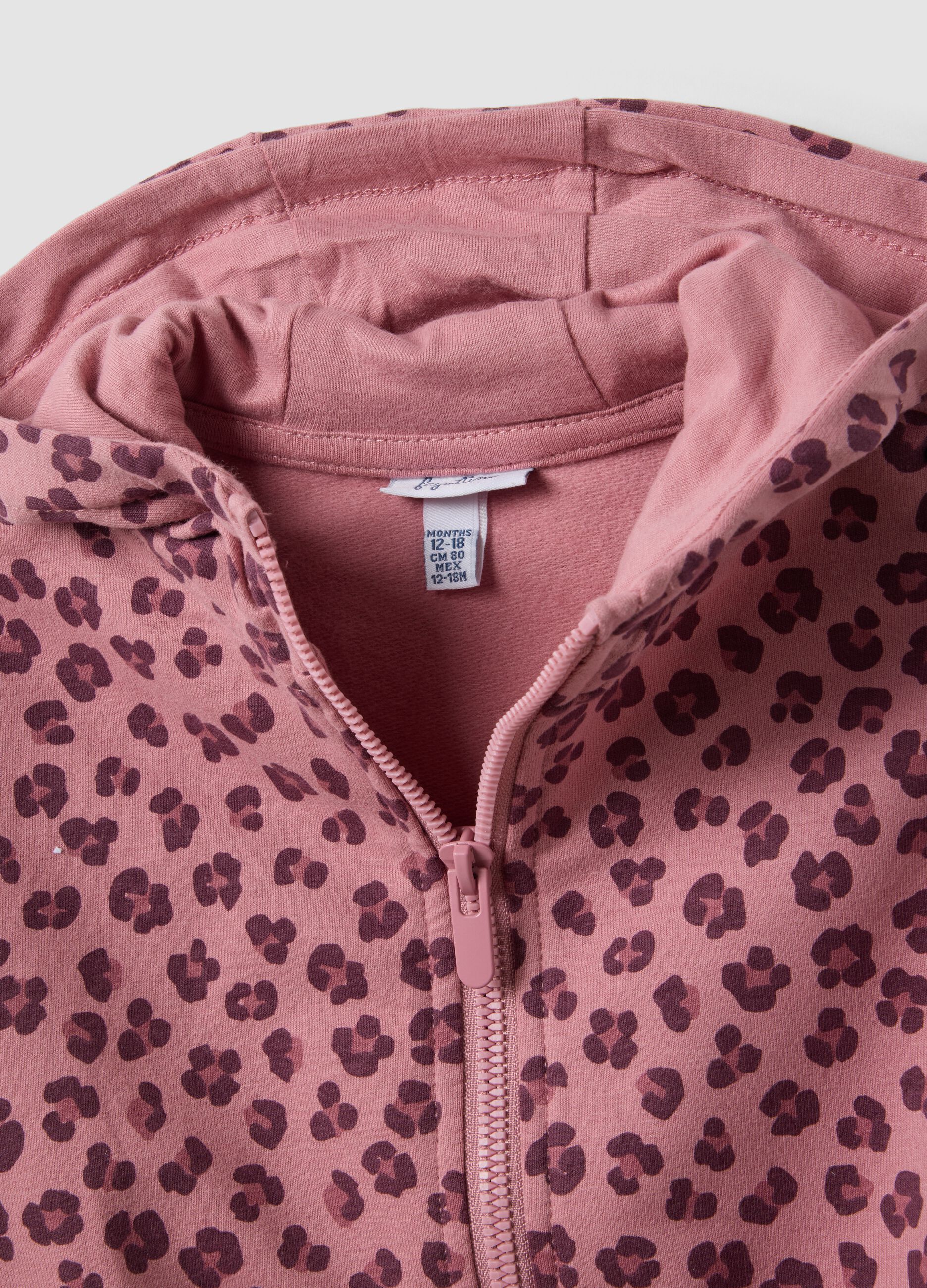 Felpa rosa con cappuccio in cotone elasticizzato e fantasia animalier per bimba