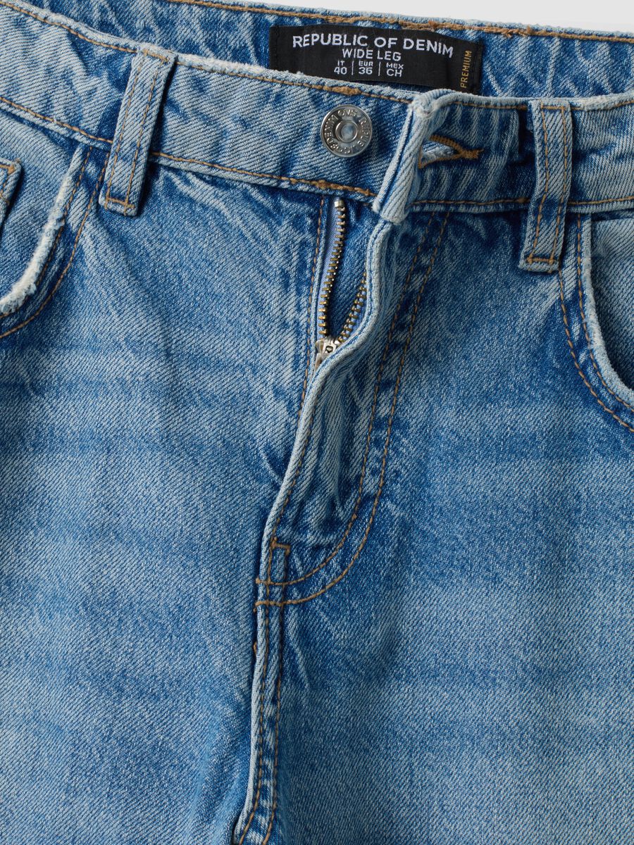 Light Blue Low-Rise Pure Cotton Wide-Leg Jeans_5