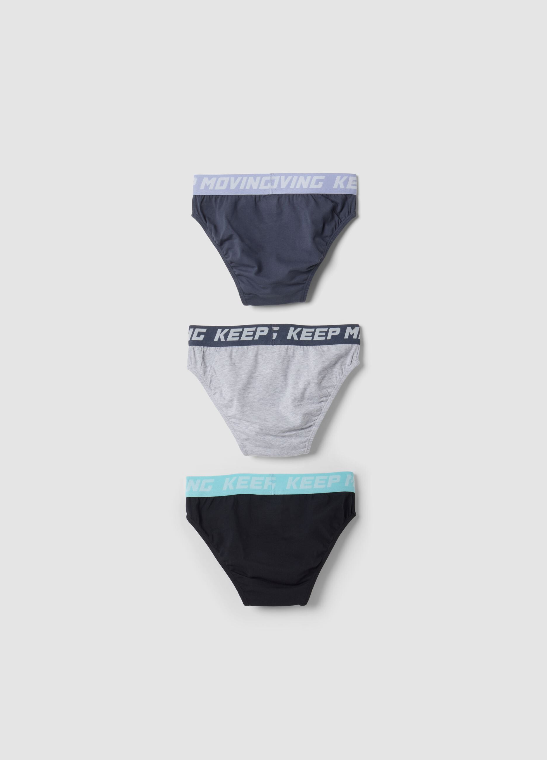 3-pack of multicolour boys&rsquo; stretch organic cotton briefs