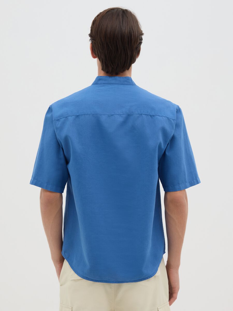 Men's blue shirt in cotton blend with regular-fit_3