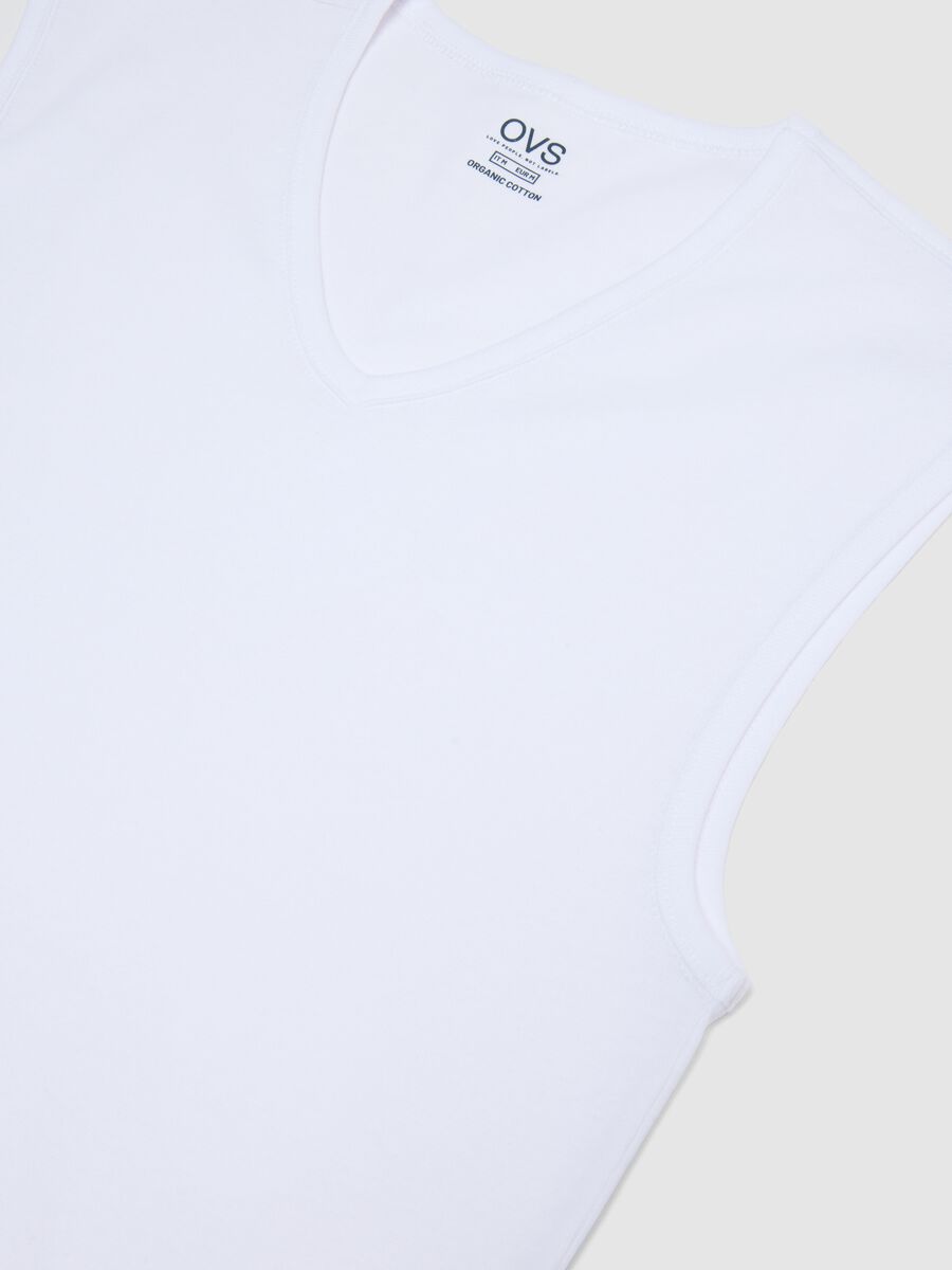 White pure cotton regular fit vest with wide straps_5