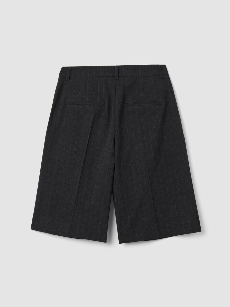 Grey wide-leg stretch viscose Bermuda shorts_1