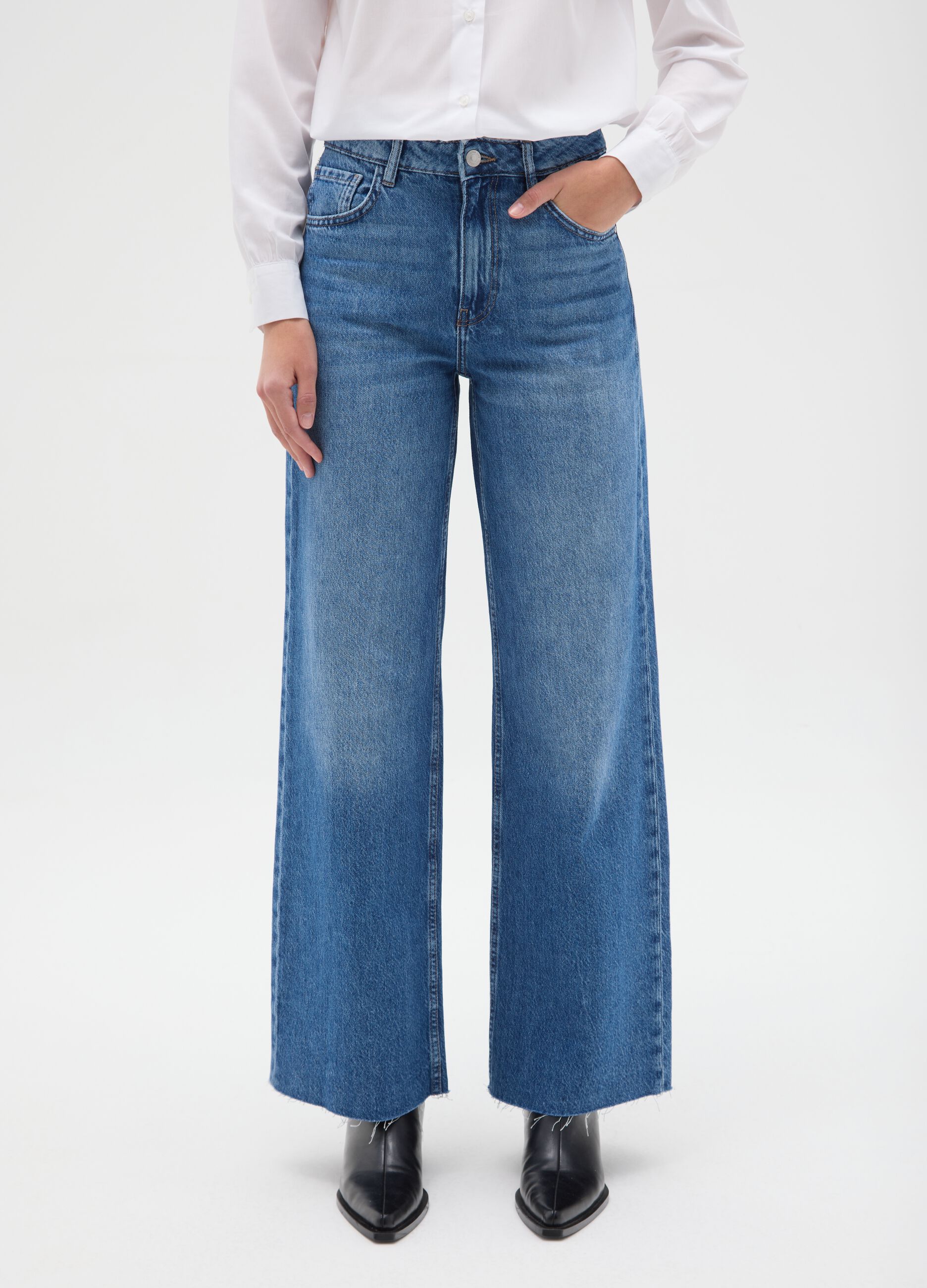 Wide leg blue jeans in pure cotton