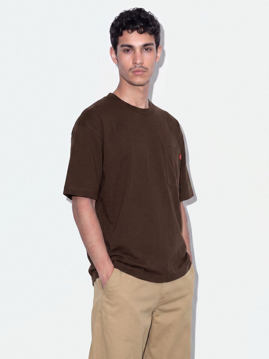 Brown pure cotton T-shirt with chest pocket, boxy fit_1