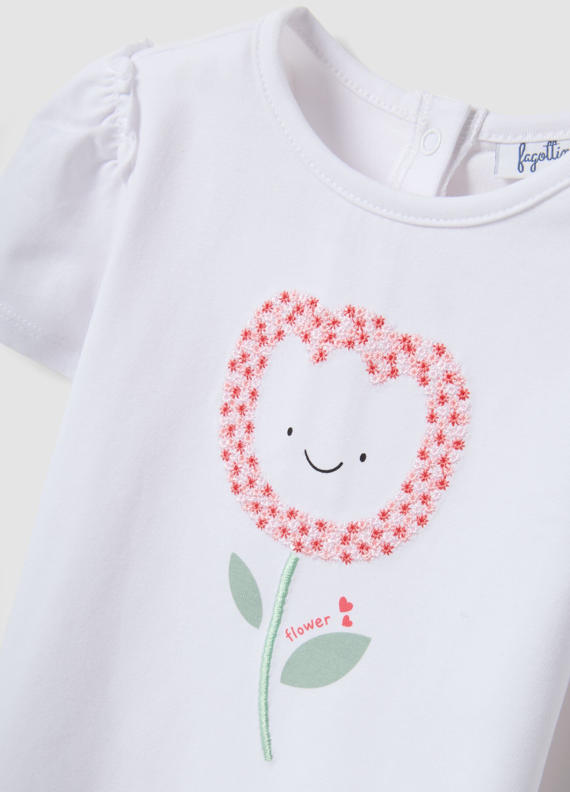 White stretchy cotton regular fit girl&rsquo;s t-shirt with flower embroidery