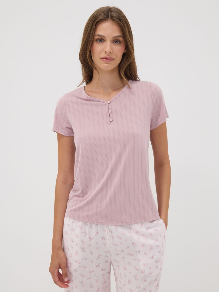 Purple stretch viscose pyjama T-shirt with V-neck_2