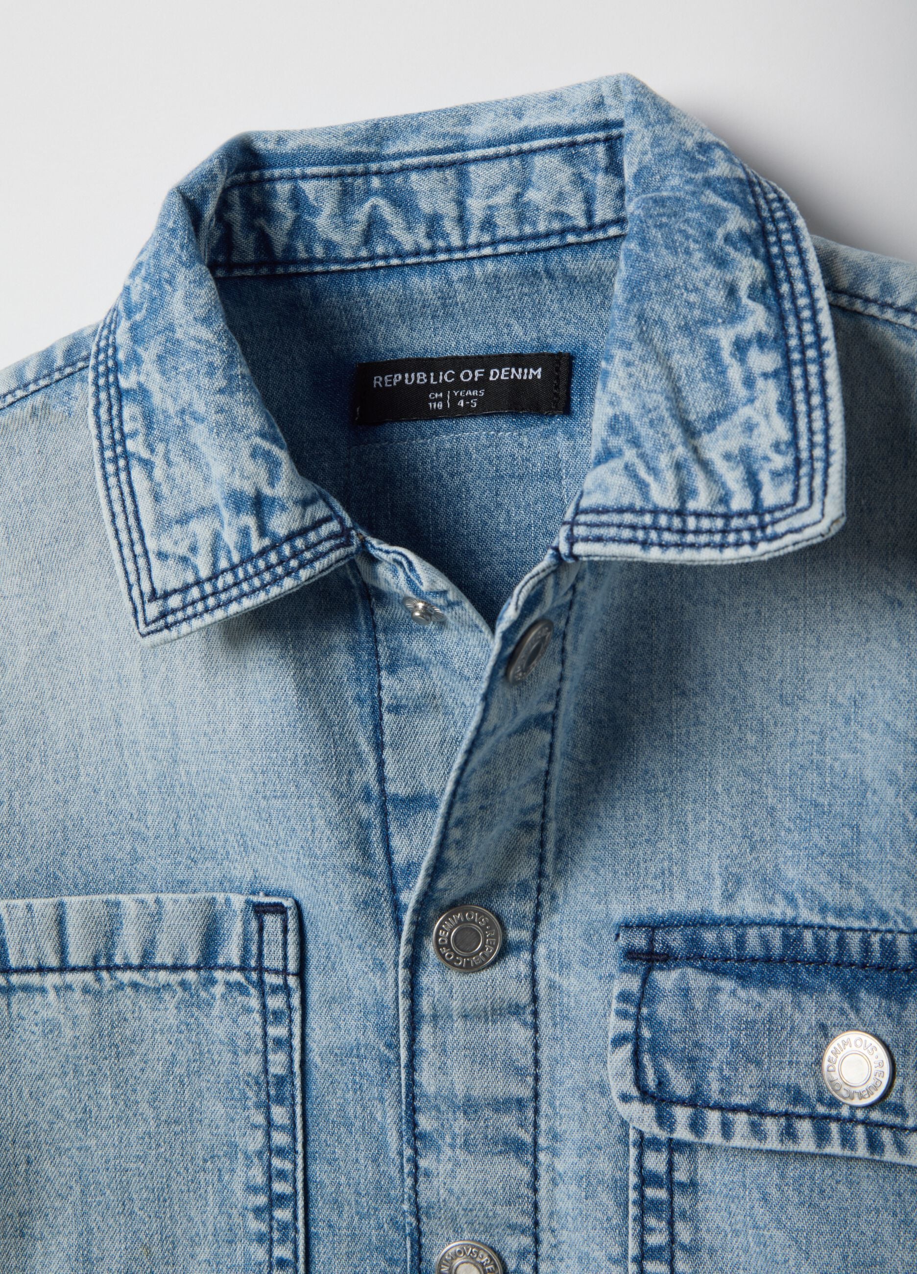 Boy's regular fit light blue pure cotton shirt