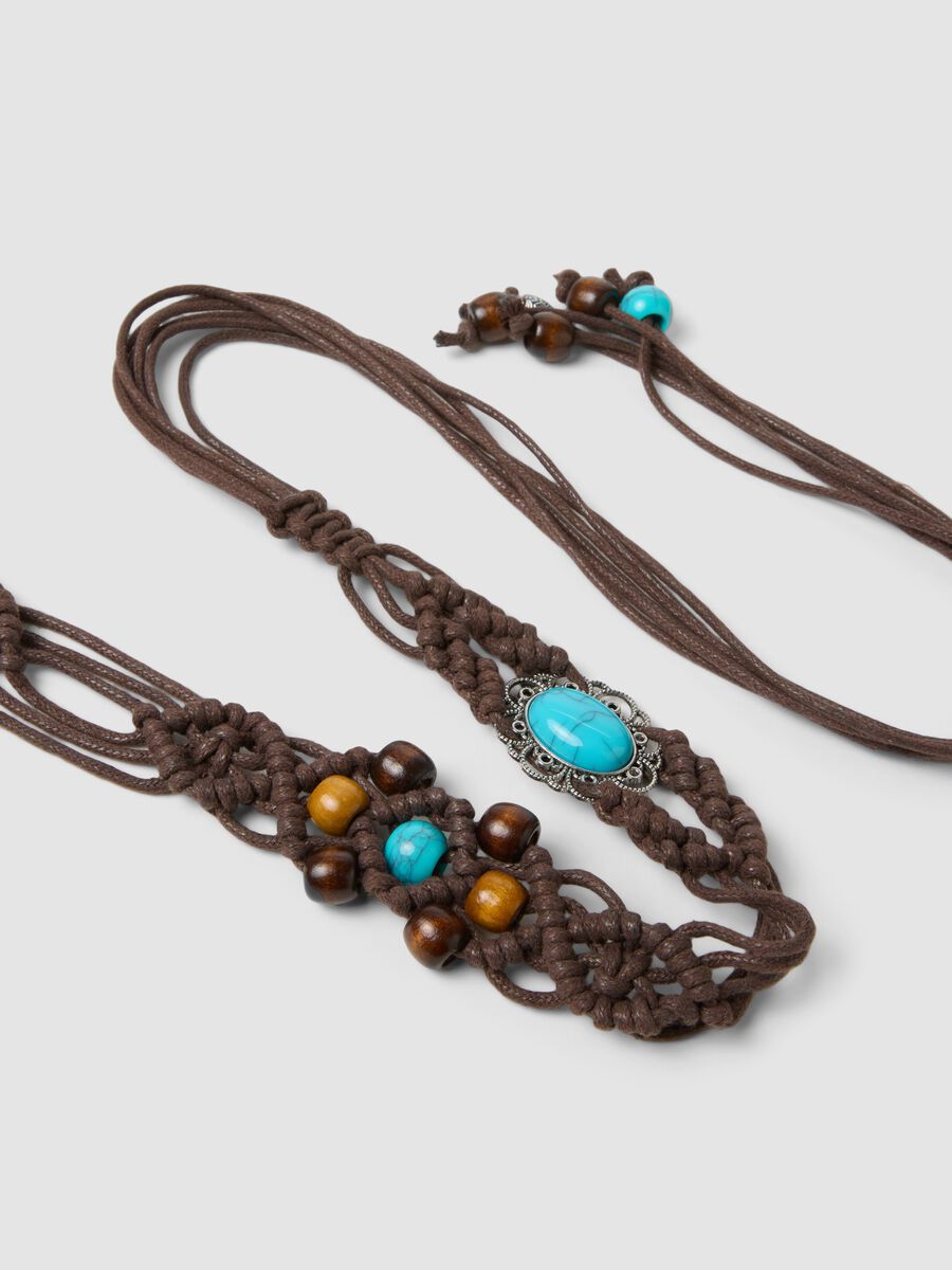 Cintura marrone intrecciata con perline e pietre decorative_2