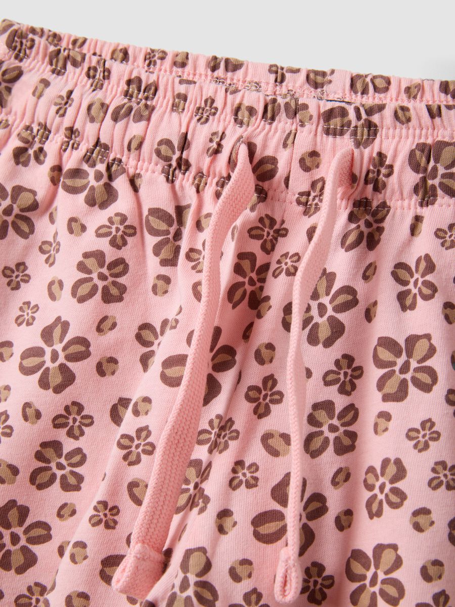 Pink pure cotton shorts with floral print_2