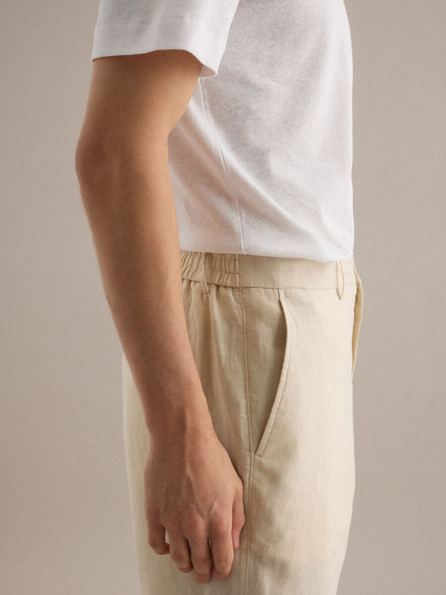 White pure linen trousers with regular fit_4