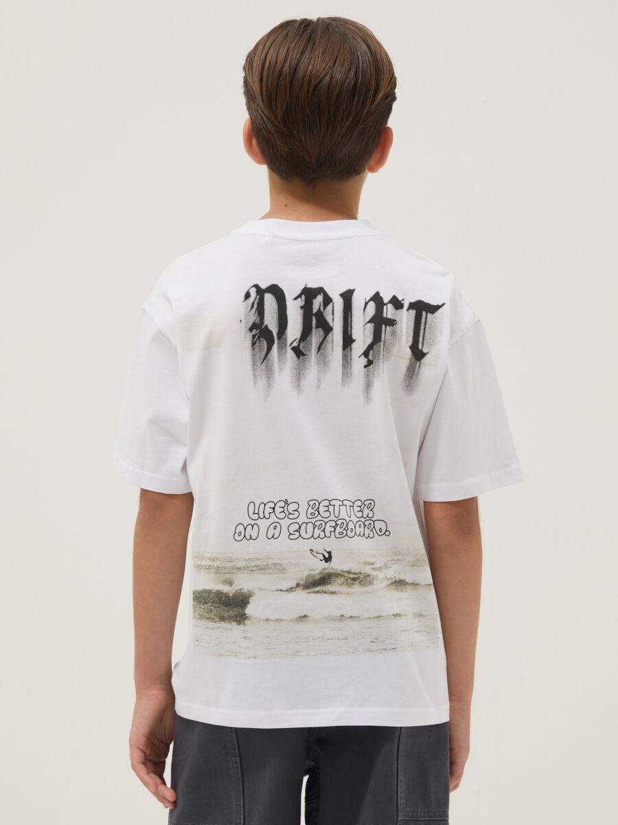 T-shirt bianca a maniche corte in puro cotone per ragazzo over fit_1