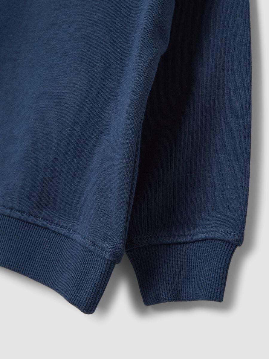 Blue oversized organic cotton crew-neck sweatshirt for baby boy_3
