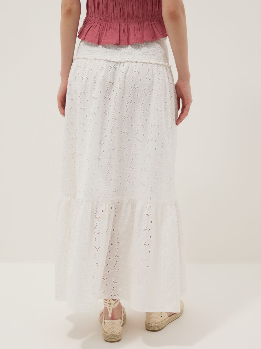Long white broderie anglaise skirt in pure cotton_3