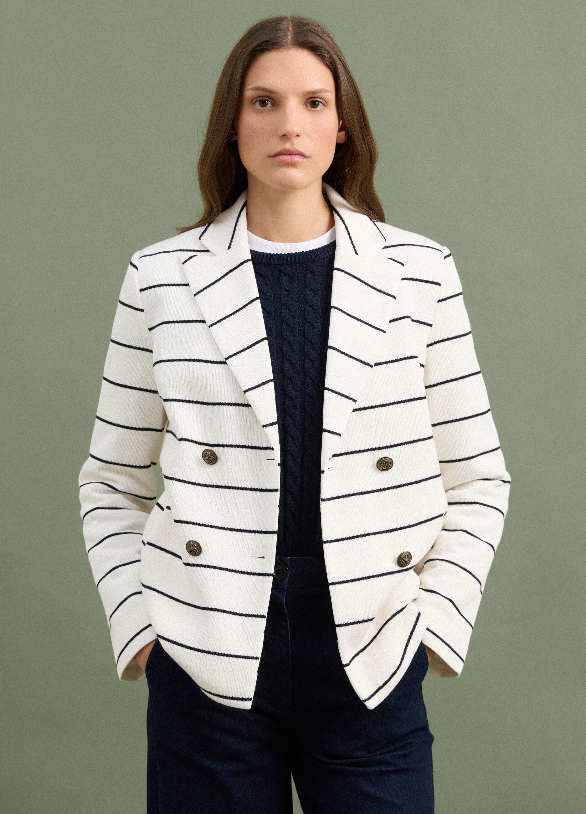 White striped regular-fit double-breasted blazer with classic lapel