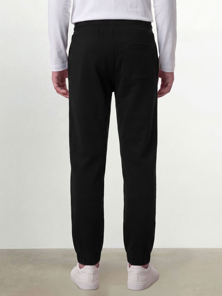 Black pure organic cotton joggers with drawstring for boys_3