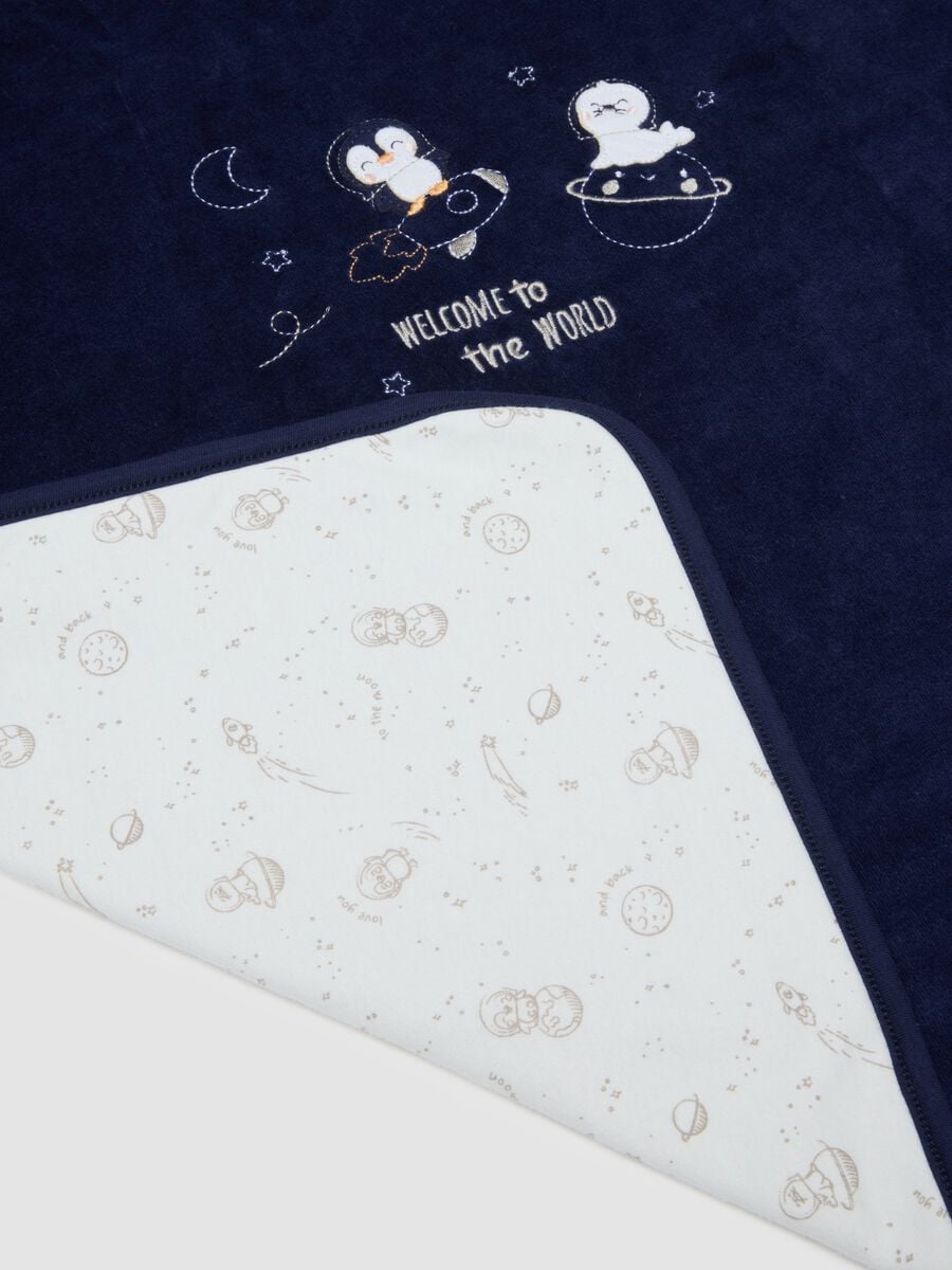 Blue organic cotton-blend baby blanket with print_1