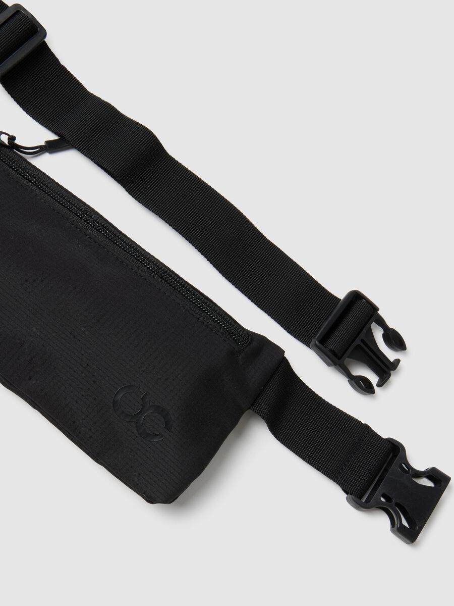 Marsupio nero con chiusura zip_2