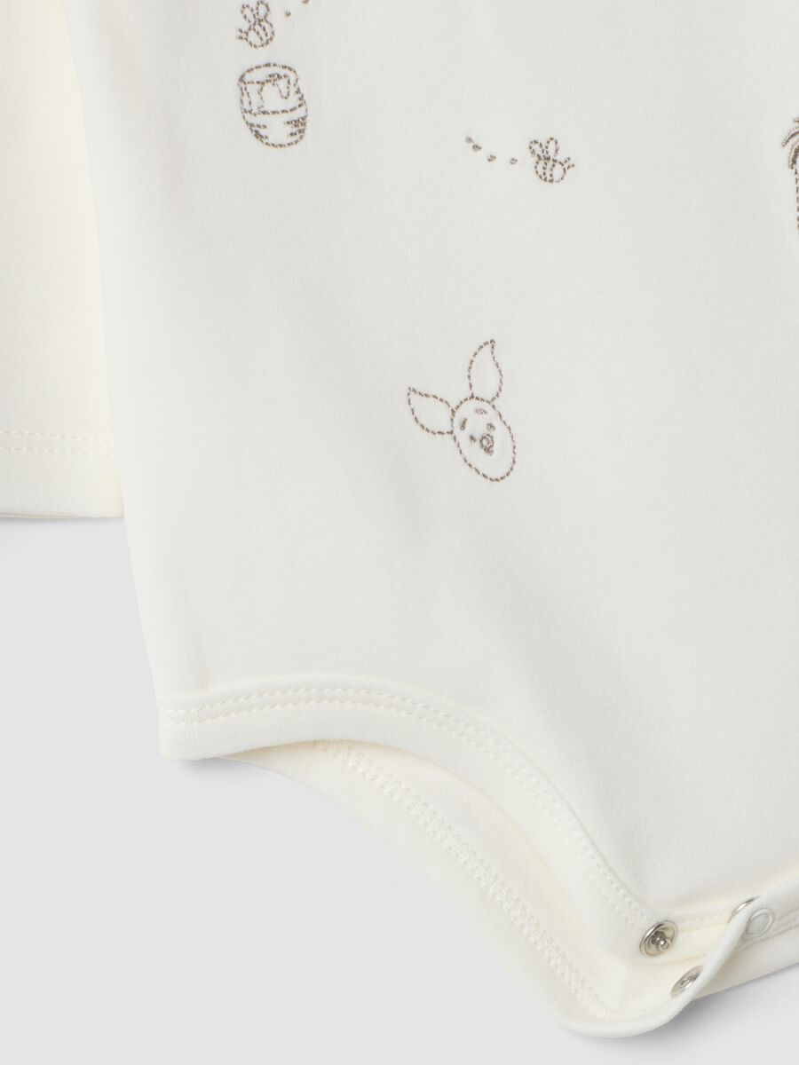 White organic cotton baby bodysuit with collar and Winnie the Pooh print_3