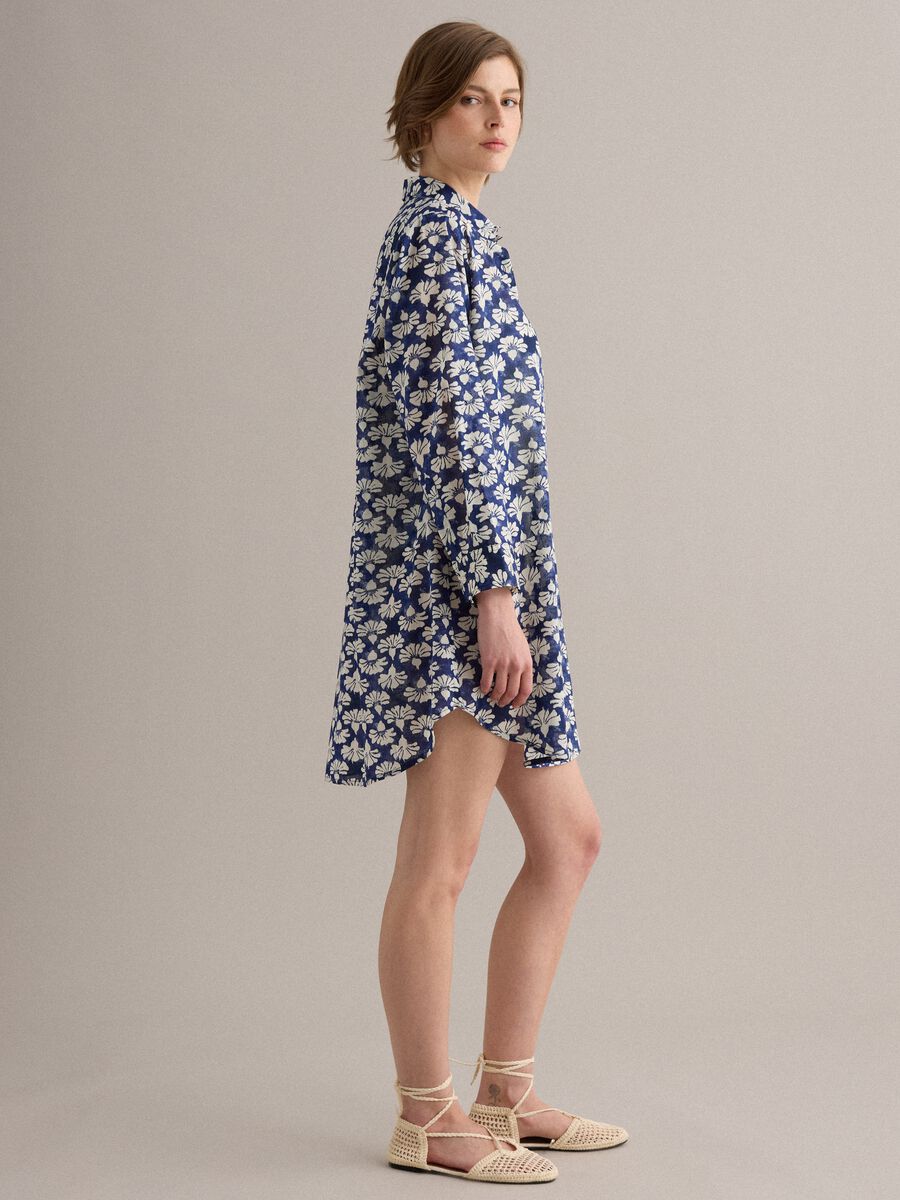 Blue long pure cotton shirt with floral print_2