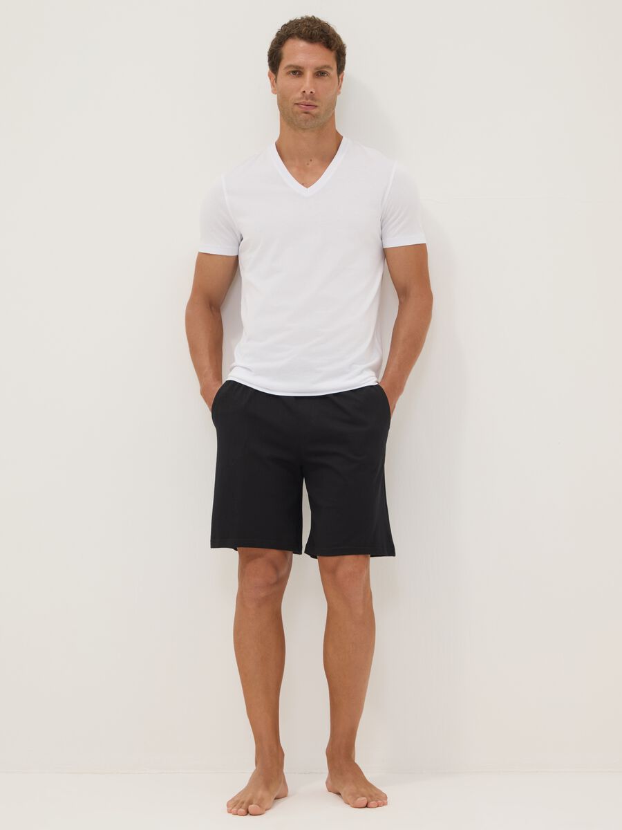 Pantaloncini pigiama neri in cotone organico_0