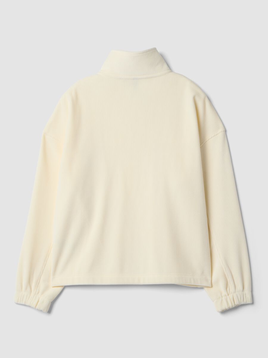 White stretch top with Henley collar_2