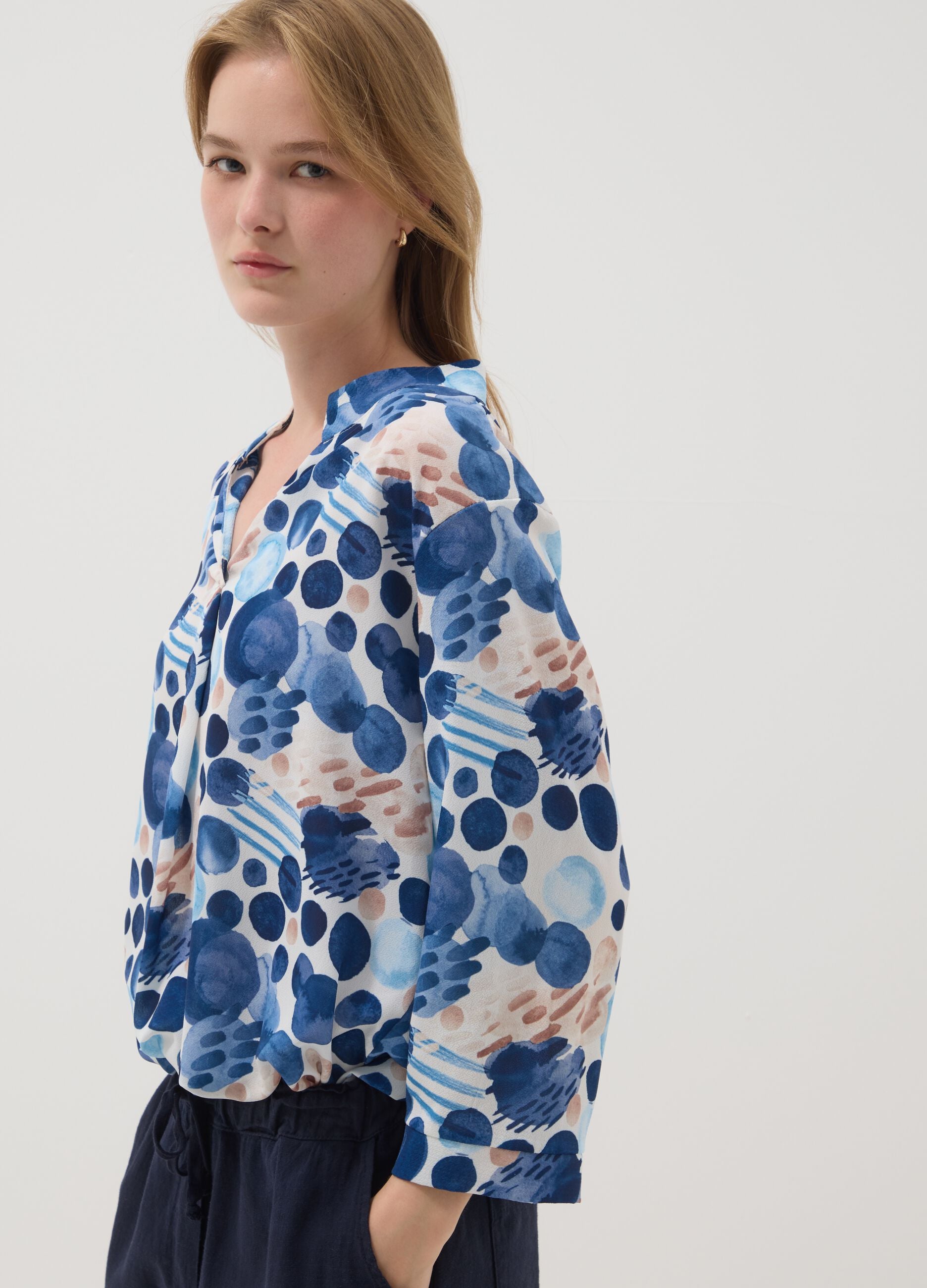 Blue patterned long-sleeve top