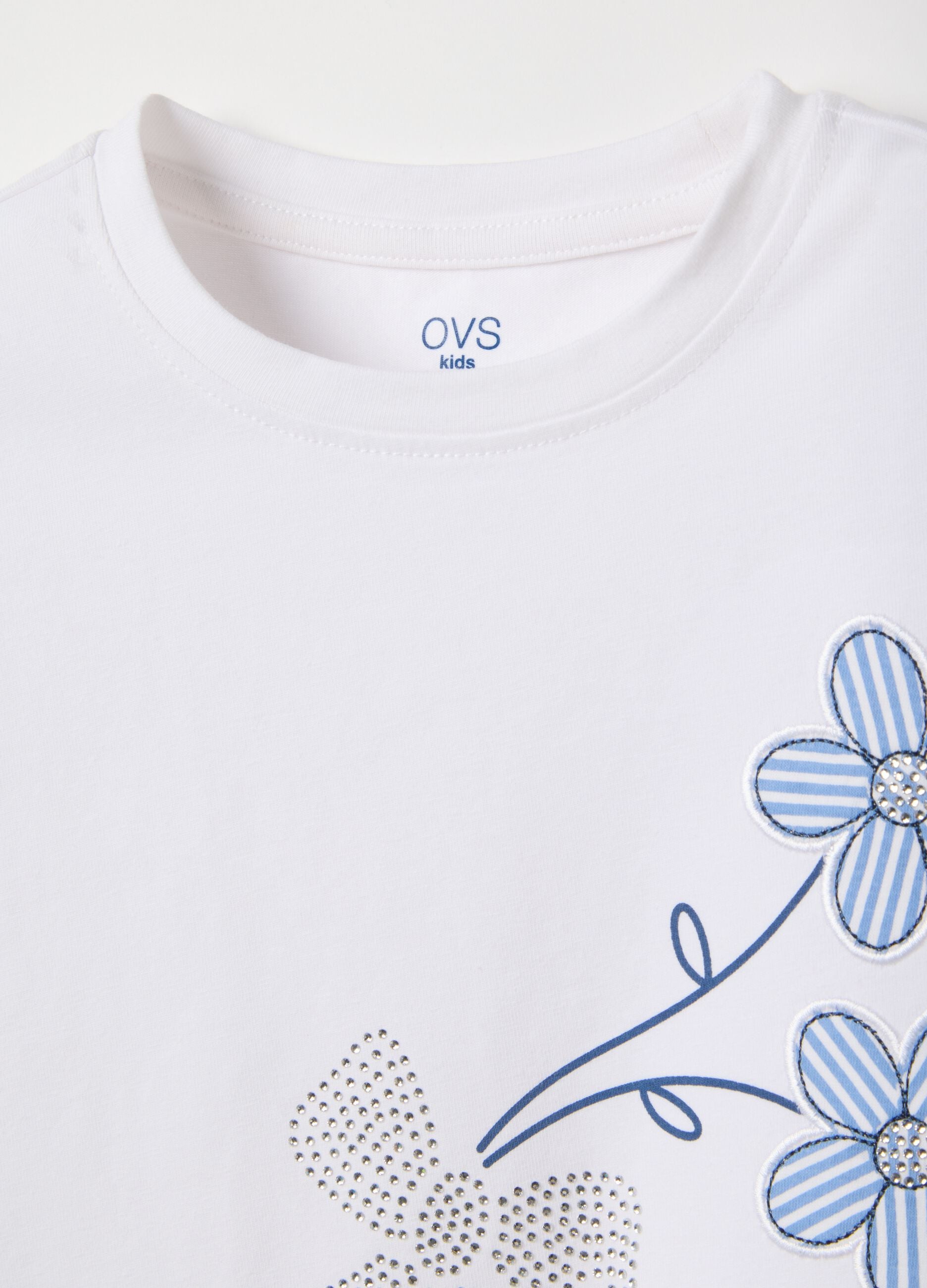 Girls' white stretch cotton T-shirt with regular fit and rhinestones